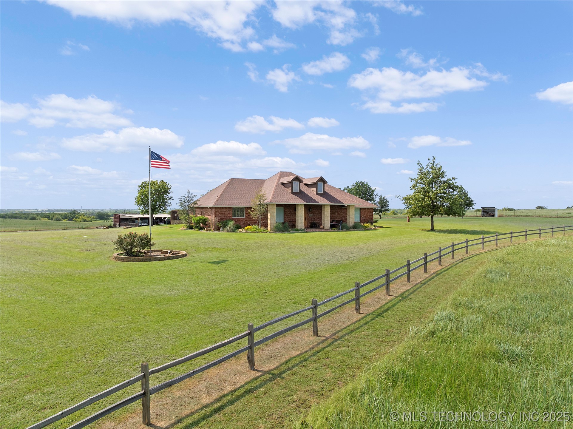 10738 Cemetery Road Property Photo 1