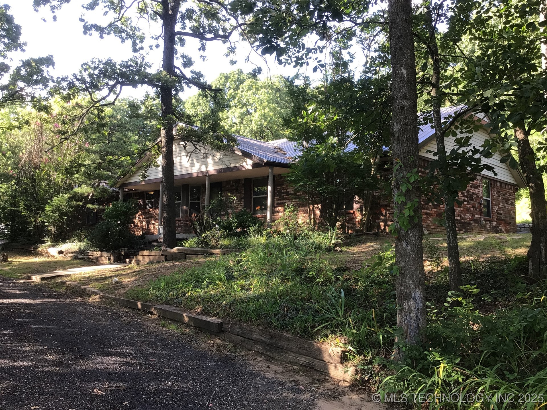 5555 W Highway 20 Property Photo 1