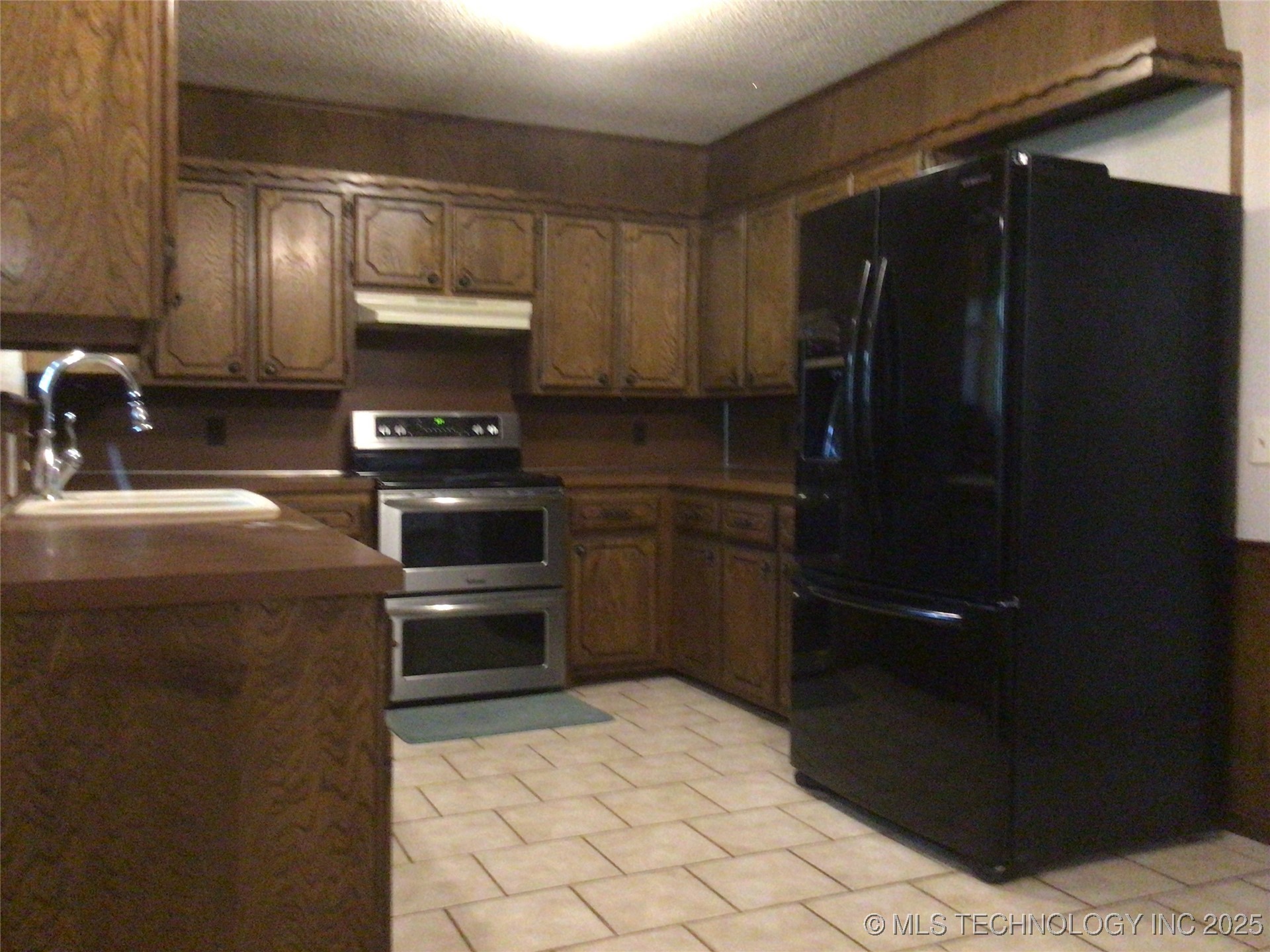 5555 W Highway 20 Property Photo 6