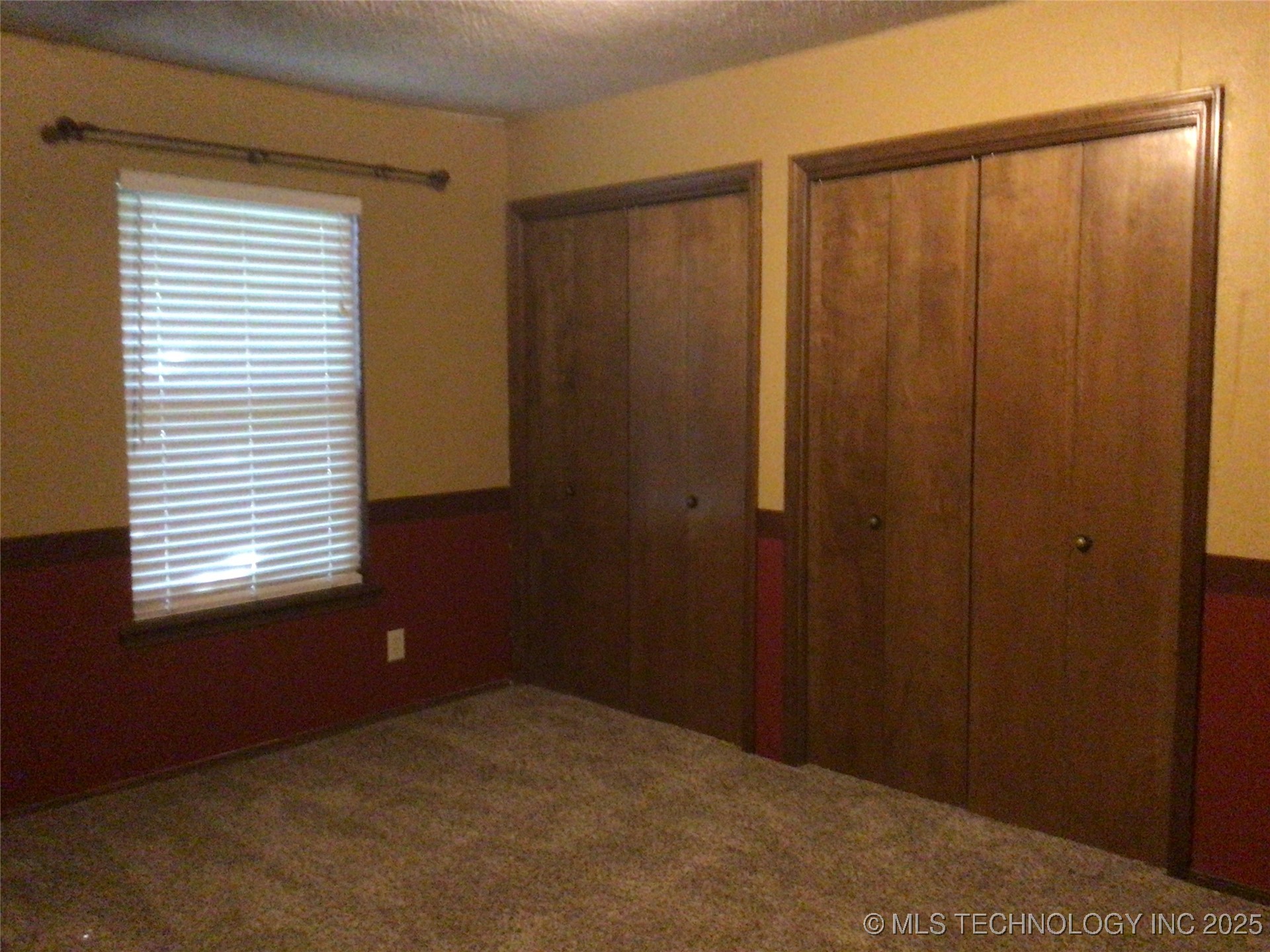 5555 W Highway 20 Property Photo 9