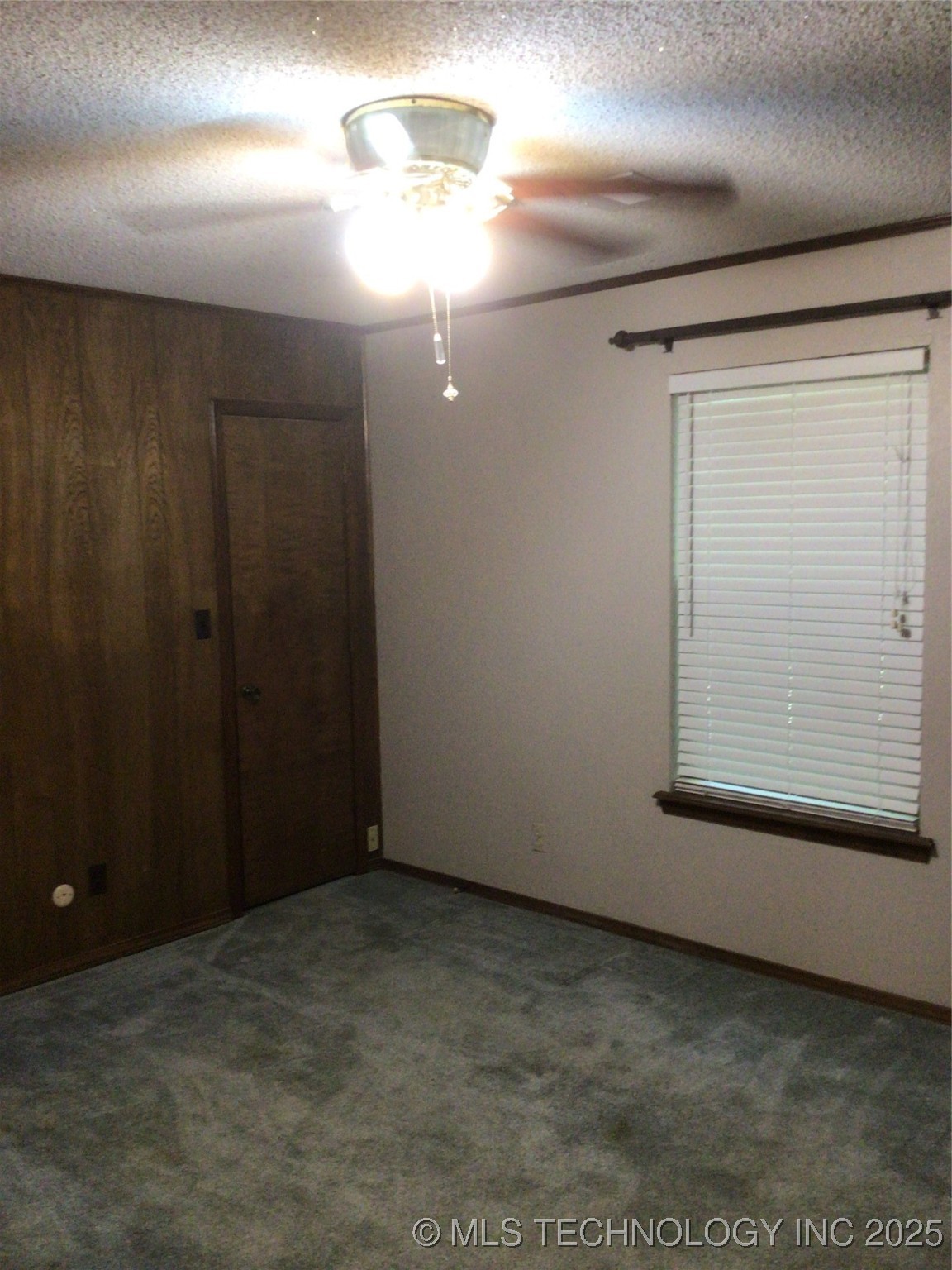 5555 W Highway 20 Property Photo 13
