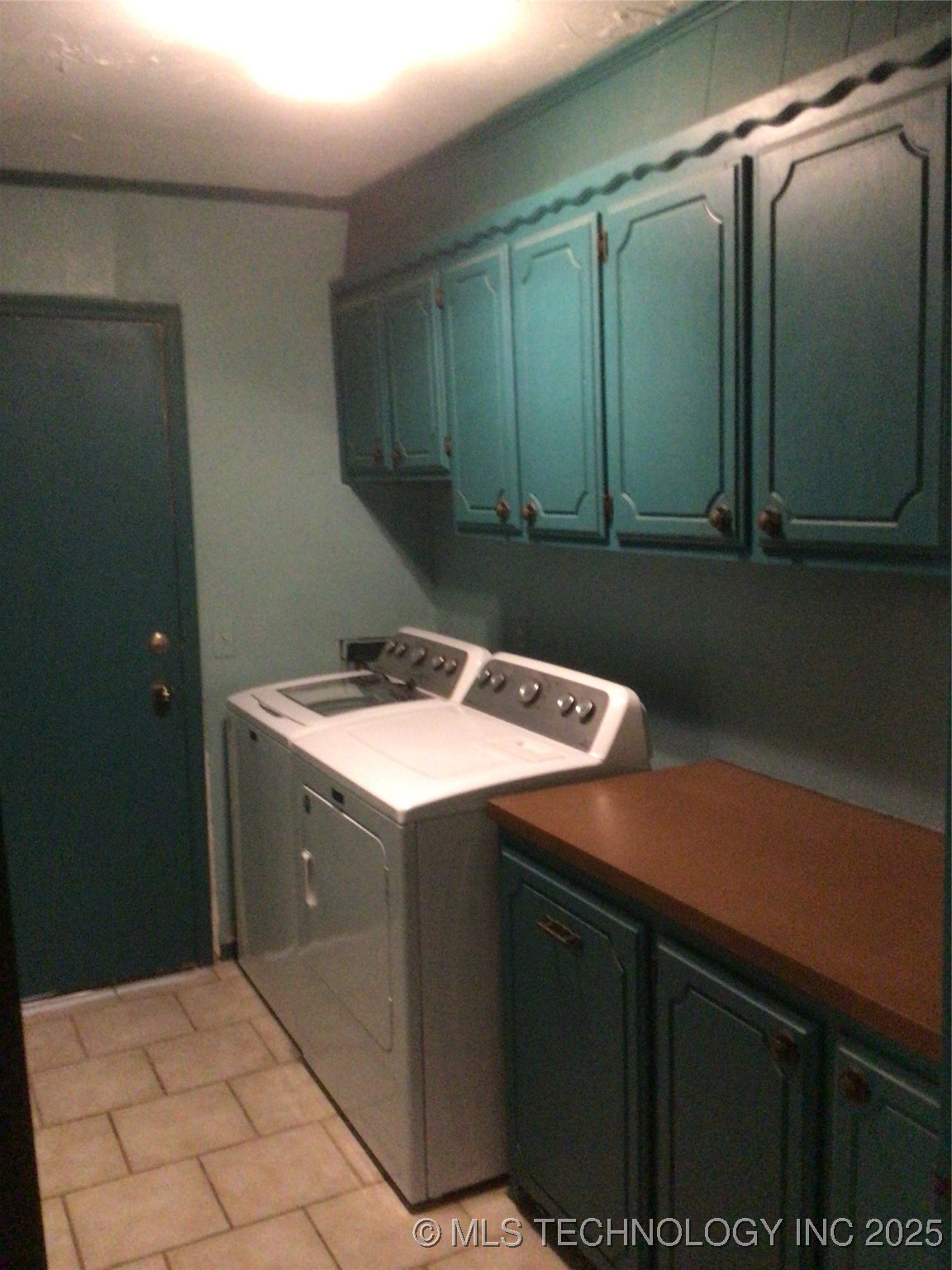 5555 W Highway 20 Property Photo 15