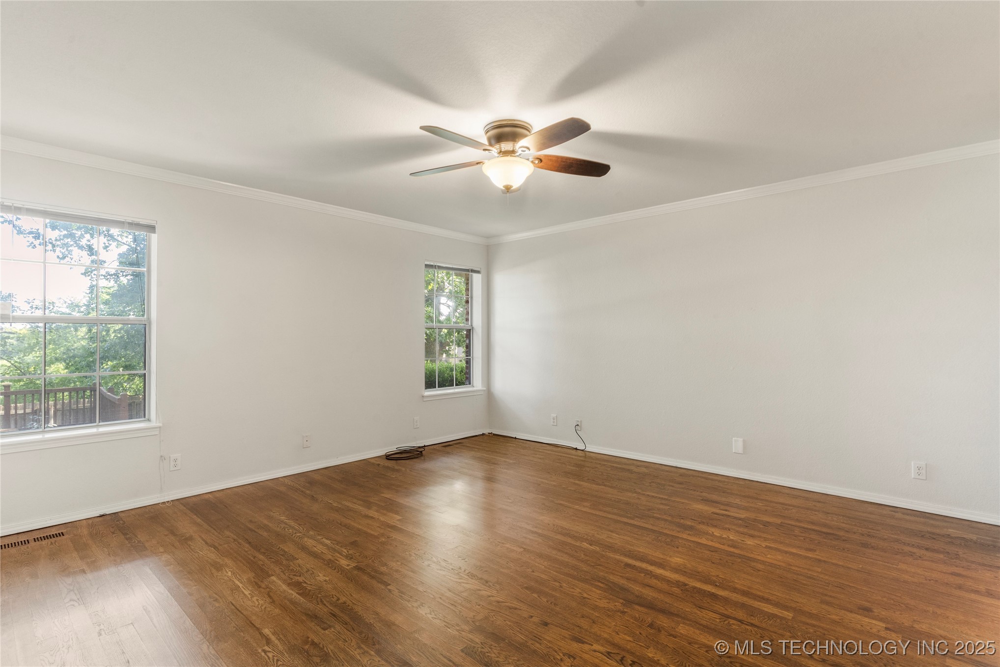 6723 E 97th Street Property Photo 38