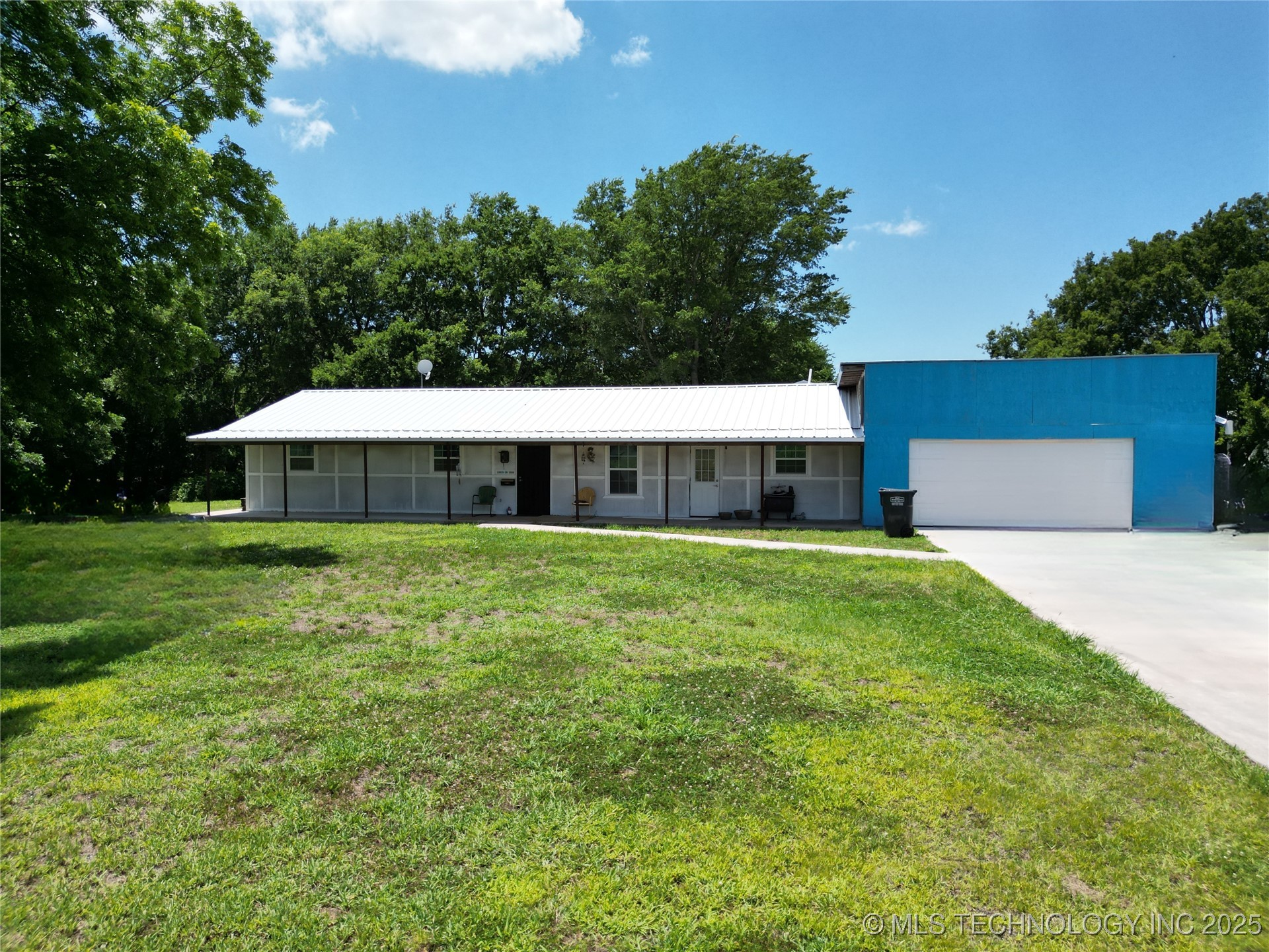22035 County Road 3500 Property Photo 1