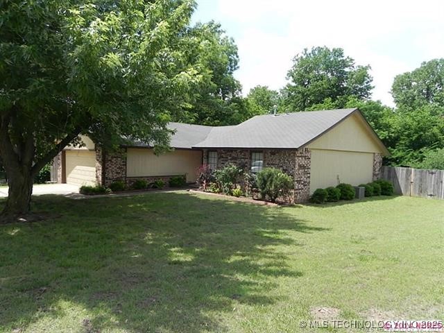 5304 S Juniper Avenue Property Photo 1