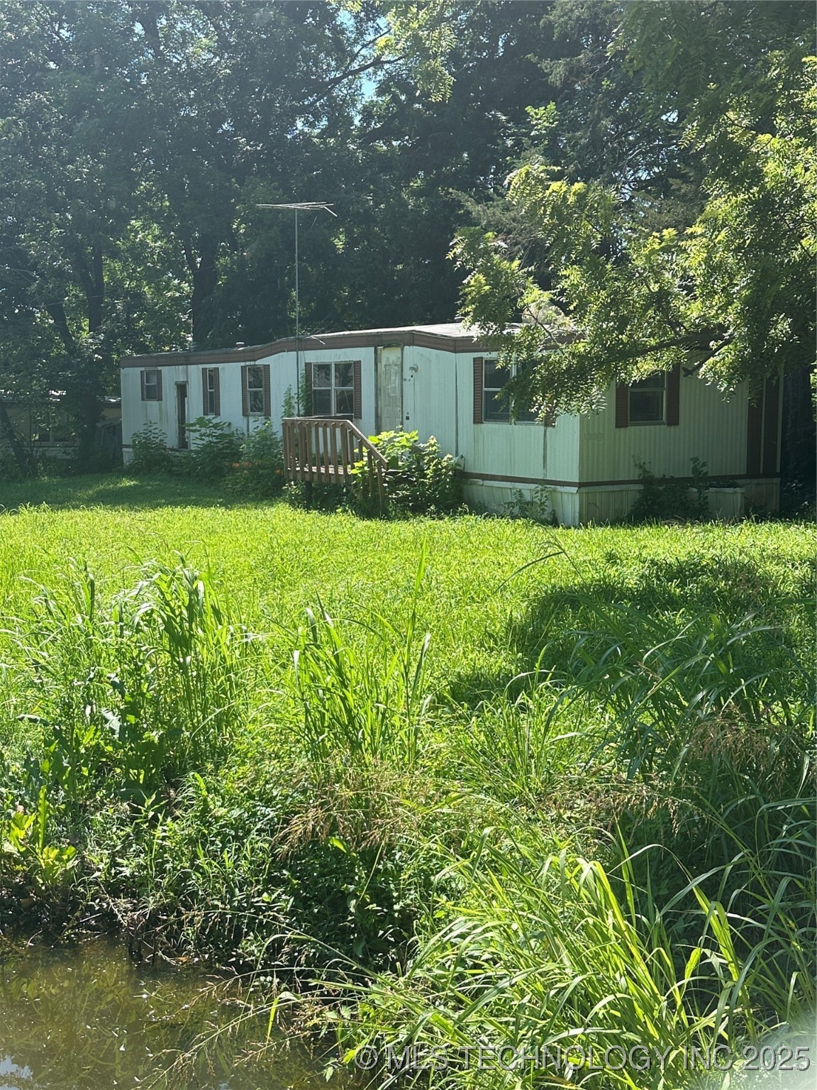 411 N C Avenue Property Photo 1
