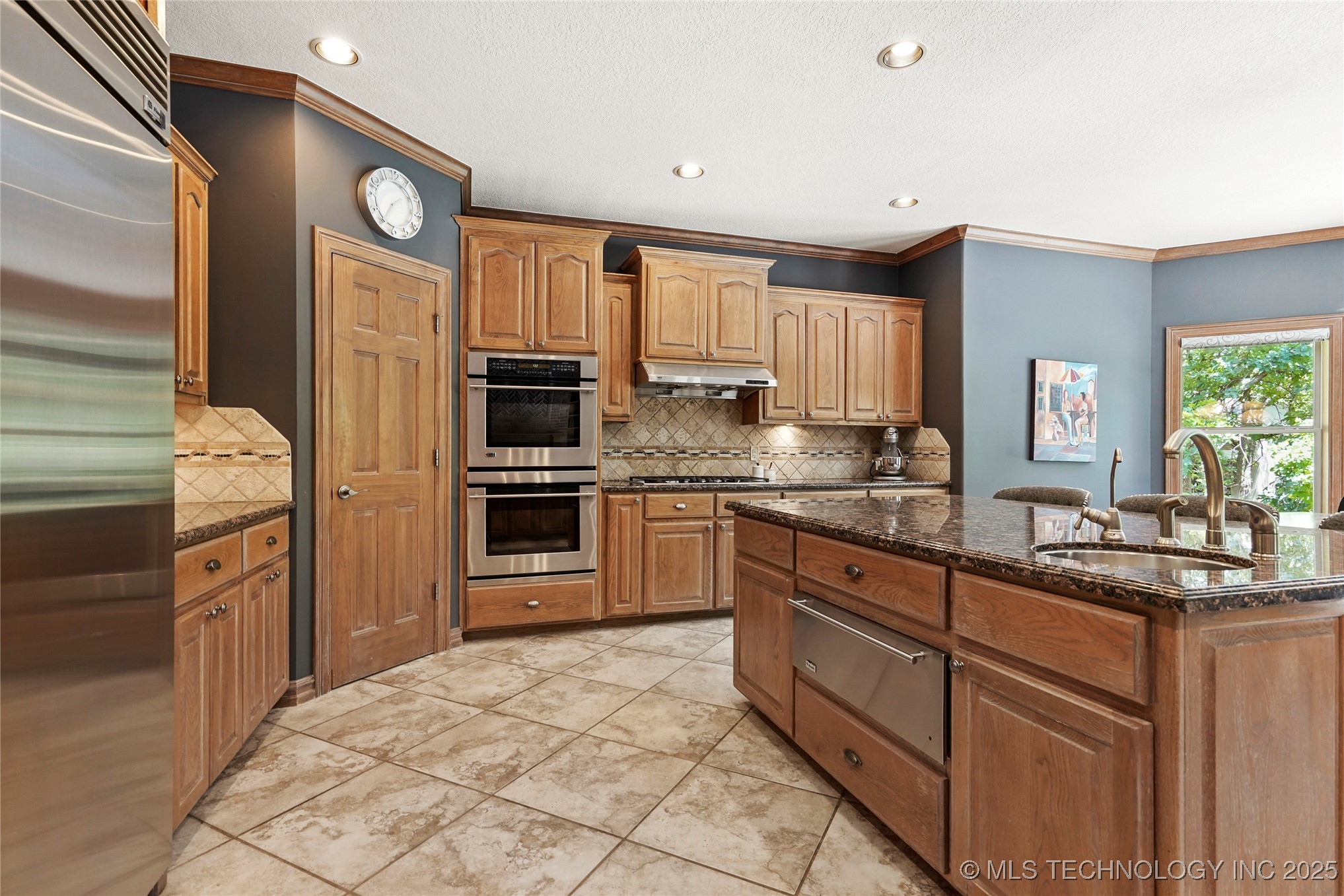 6805 E 115th Place Property Photo 14