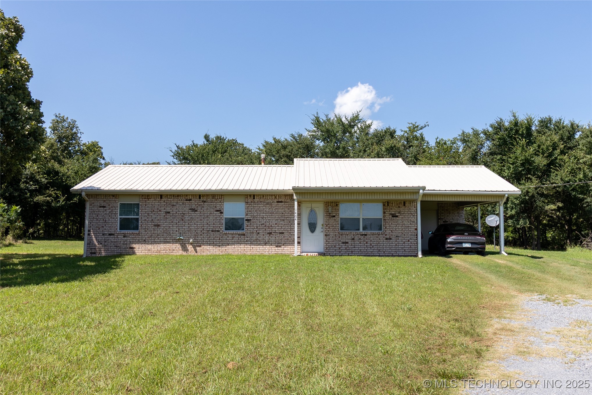 1404 Compelube Road Property Photo 1
