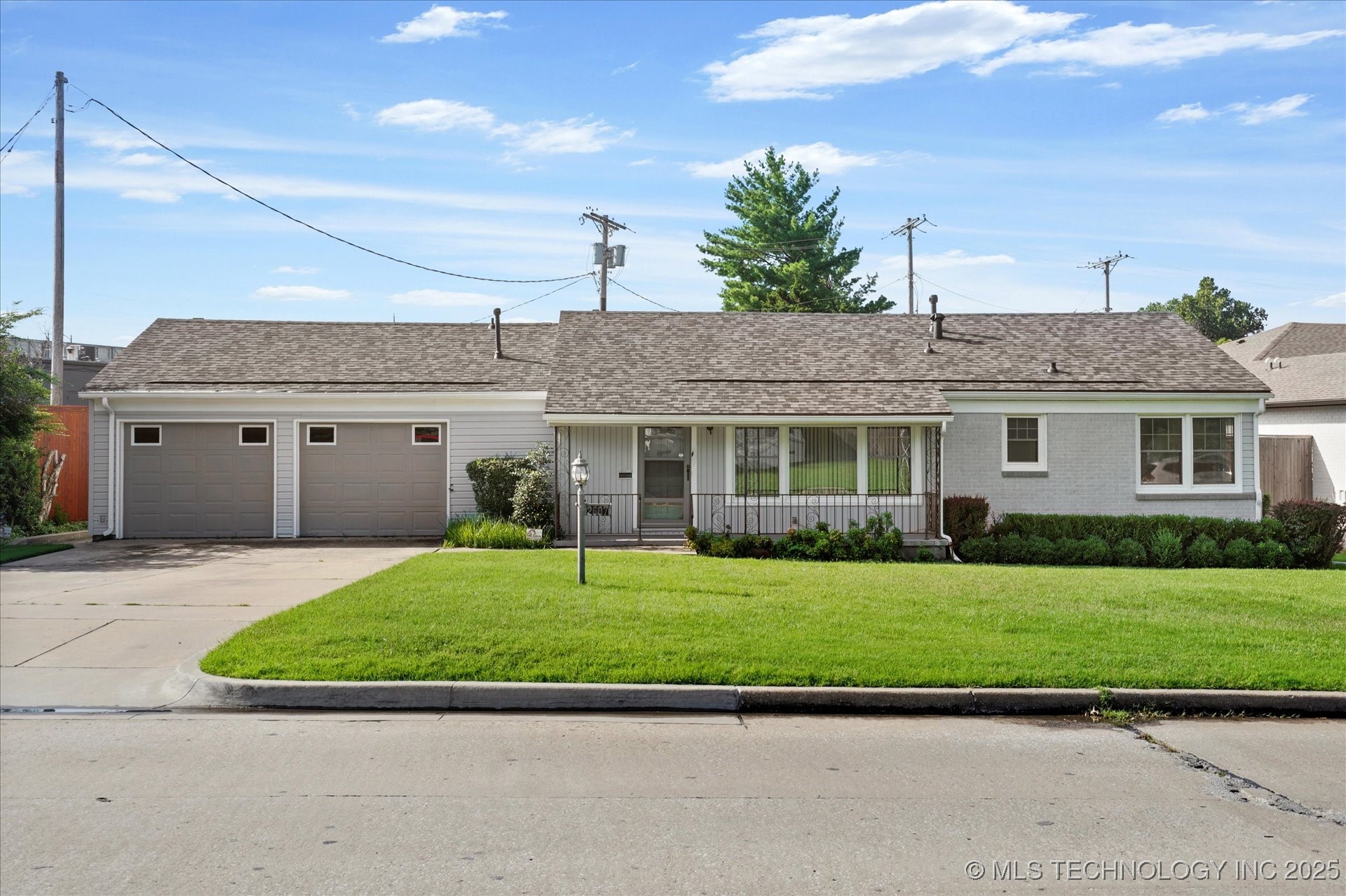 2607 S Florence Drive Property Photo