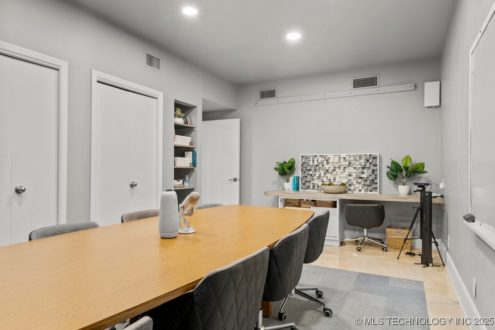 221 S Nogales Avenue Property Photo 12