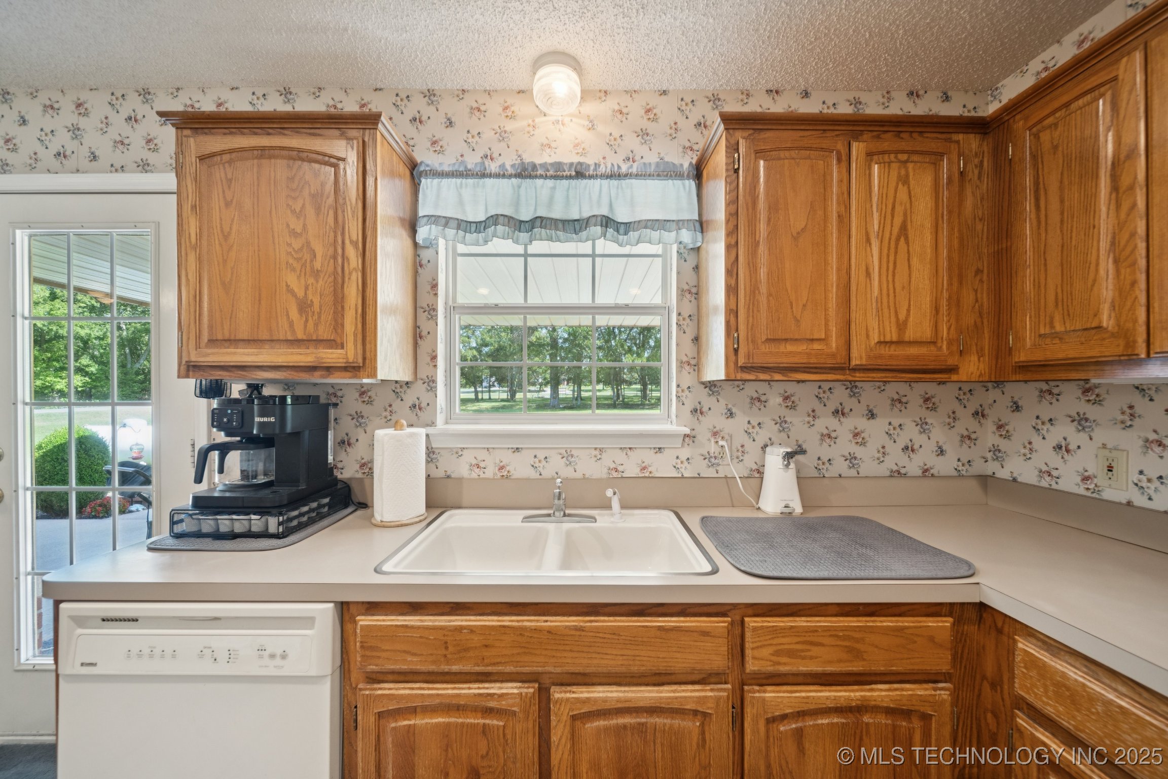 5621 E Hunter Lane Property Photo 11