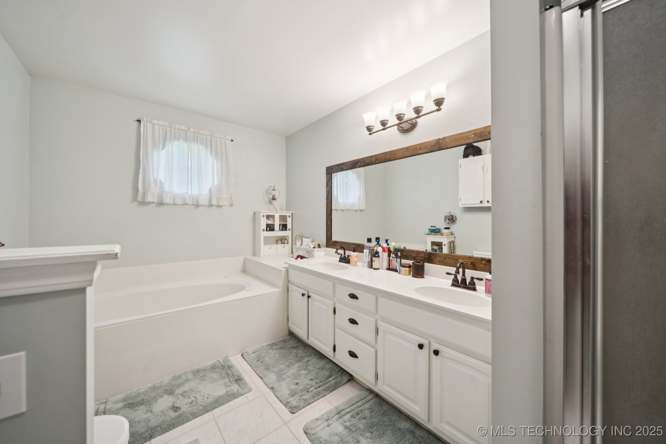 5621 E Hunter Lane Property Photo 18