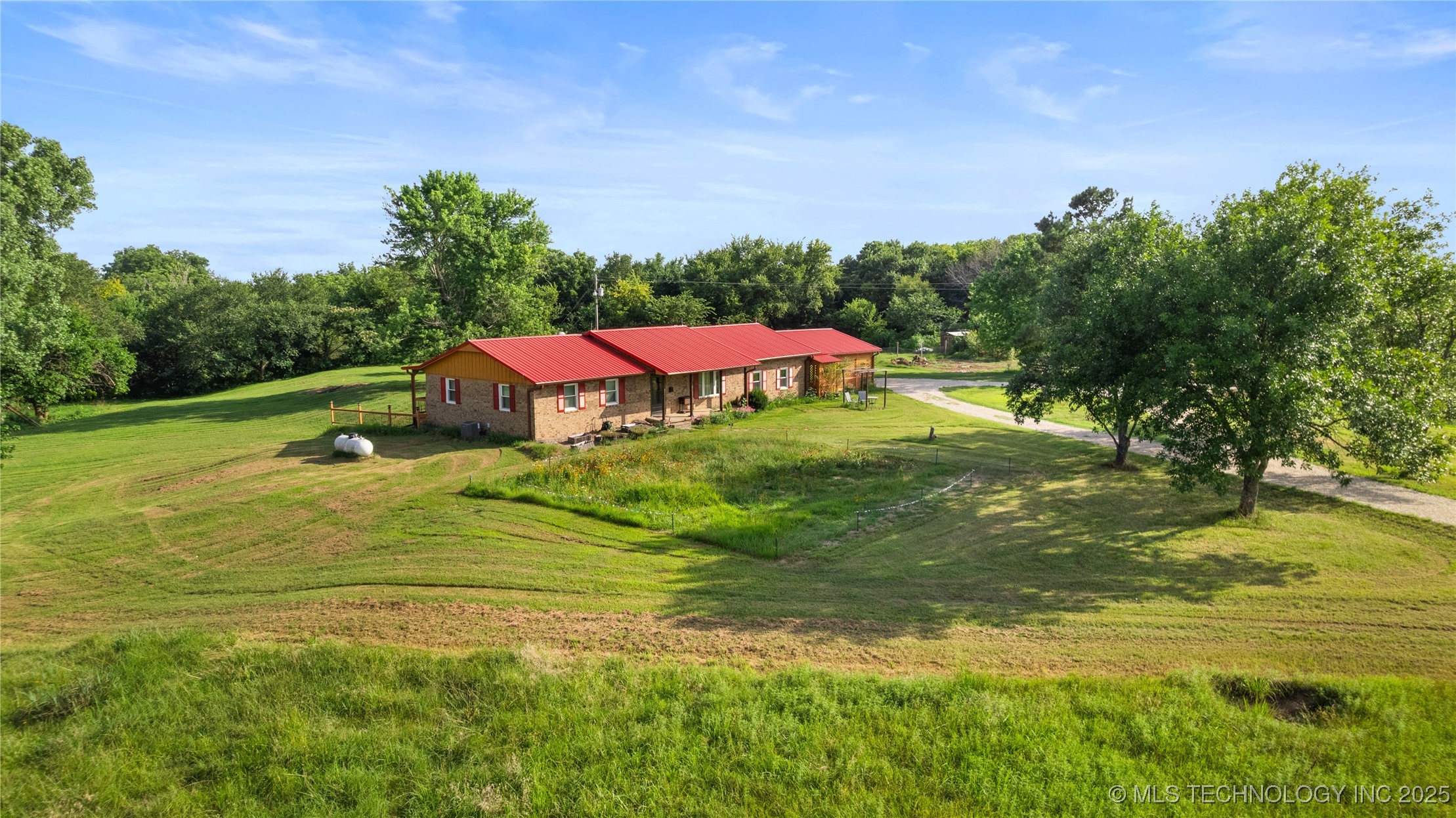 4045 County Road 1510 Property Photo 1