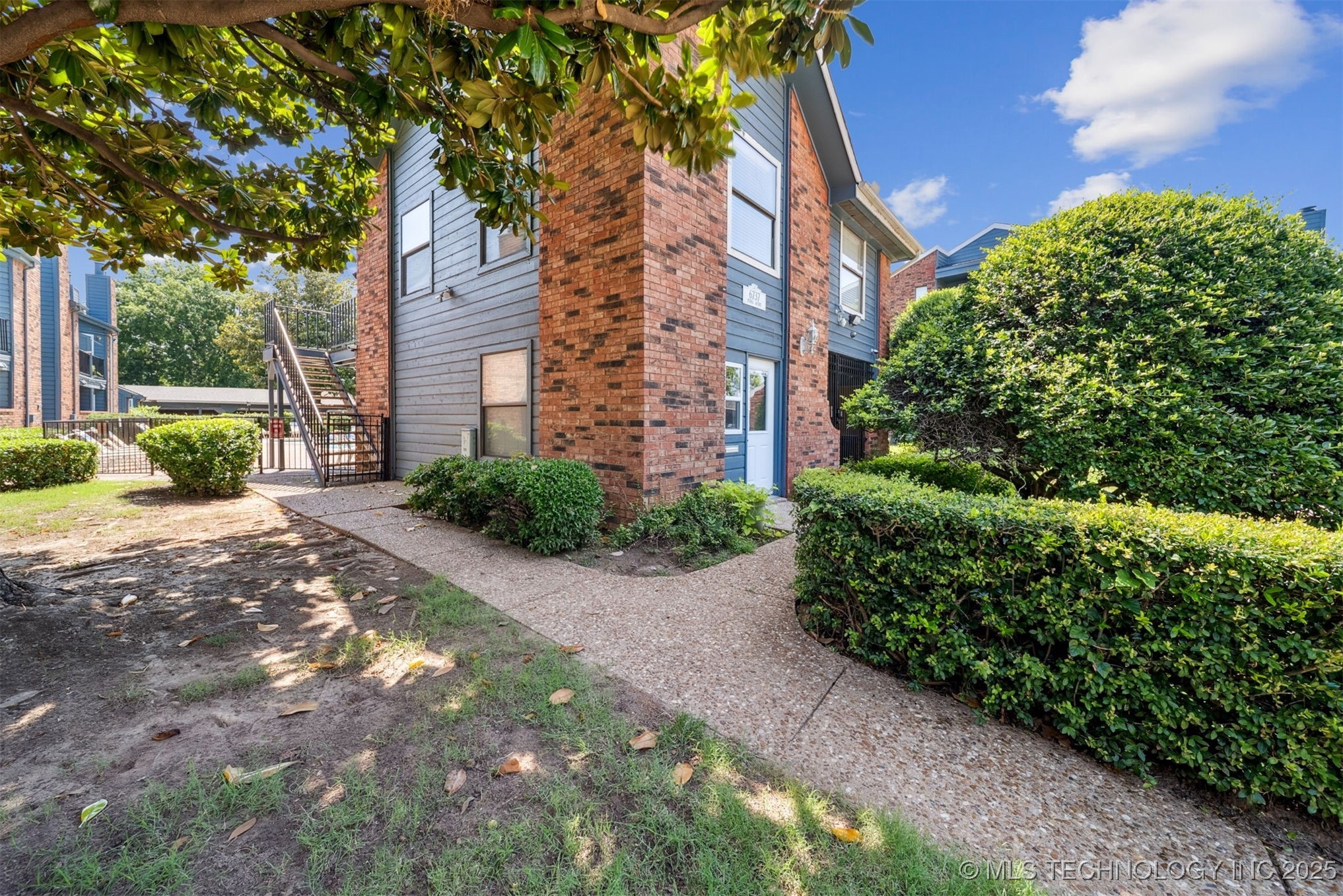 6737 S Peoria Avenue A211 Property Photo 1