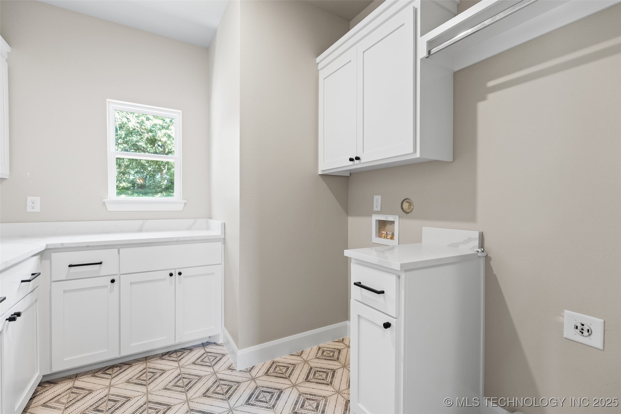 12466 W 91st Place S Property Photo 11