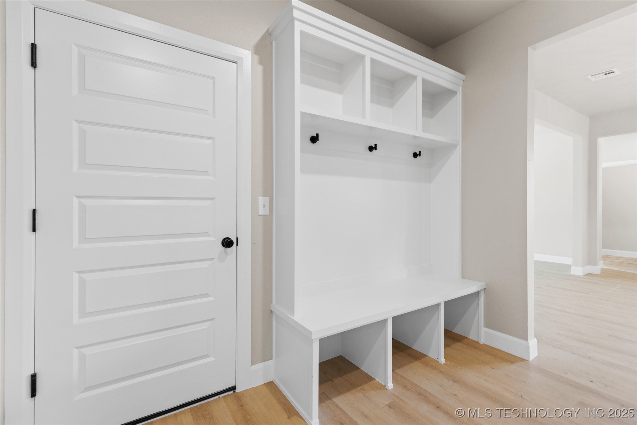 12466 W 91st Place S Property Photo 17
