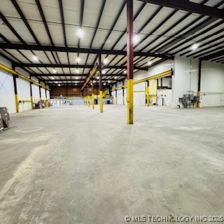 223 S Main Street Property Photo 11