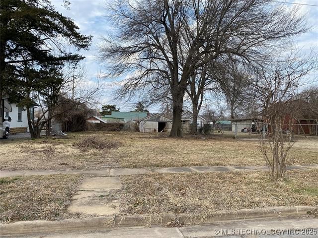 311 E Seminole Property Photo 1