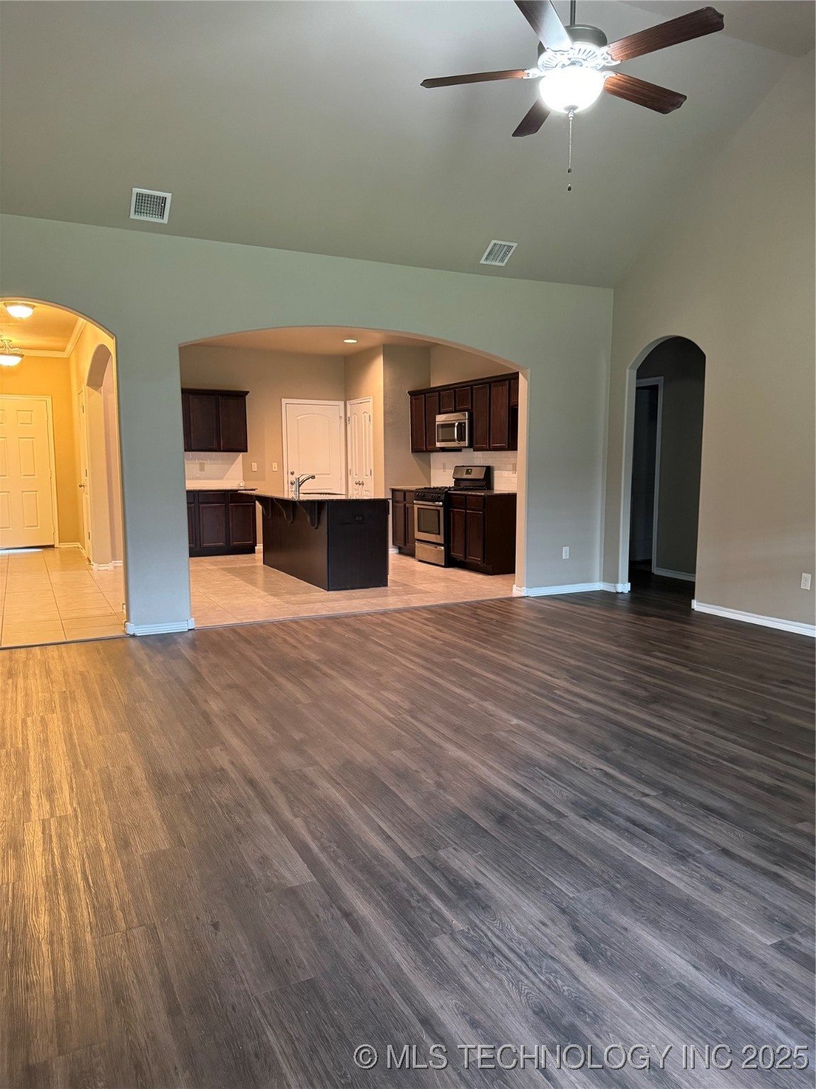 3505 W 107th Place S Property Photo 3