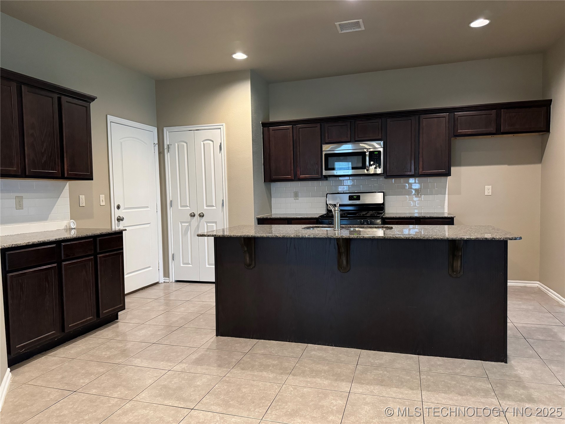 3505 W 107th Place S Property Photo 6