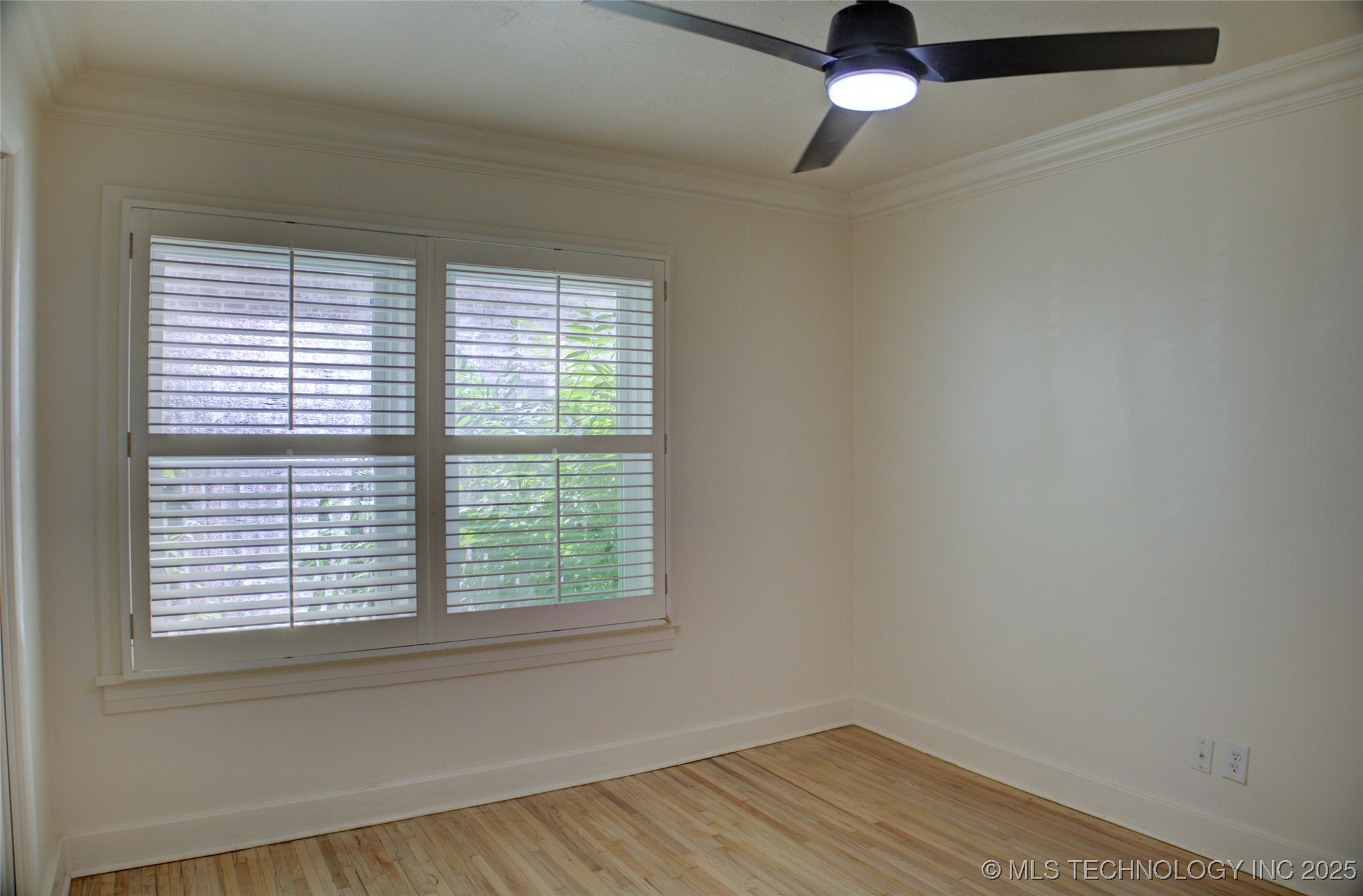 1207 S Yale Avenue Property Photo 30