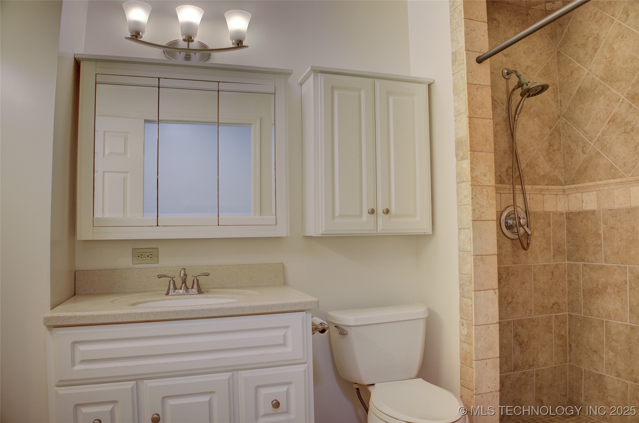 1207 S Yale Avenue Property Photo 32