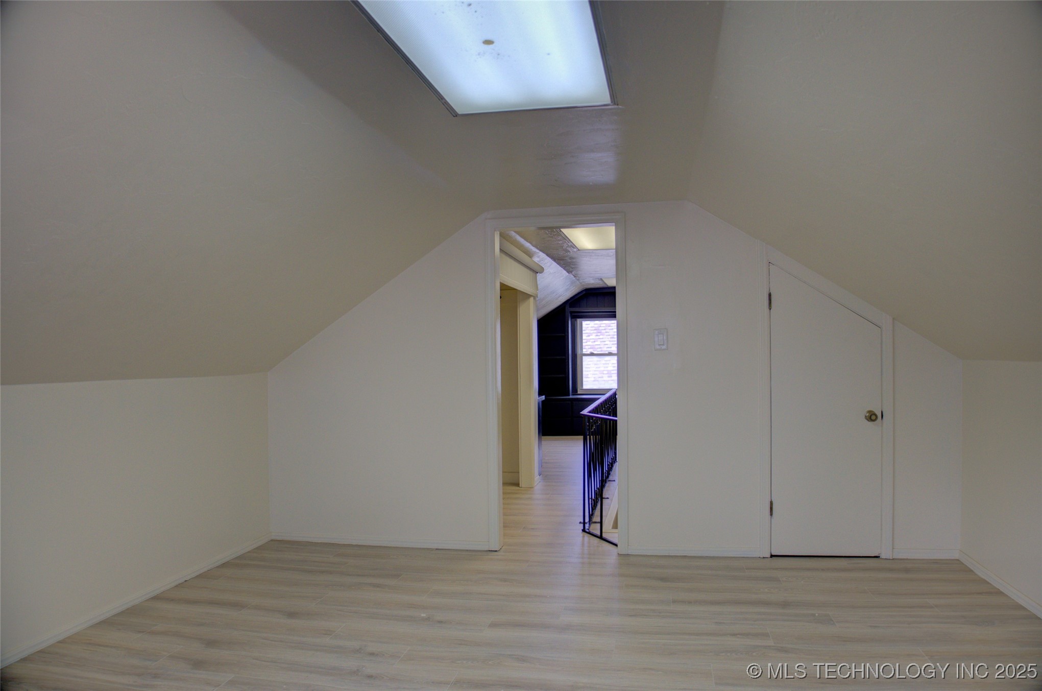 1207 S Yale Avenue Property Photo 43