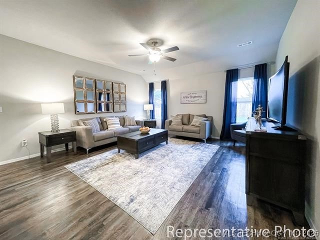 1501 N 83rd Street Property Photo 3