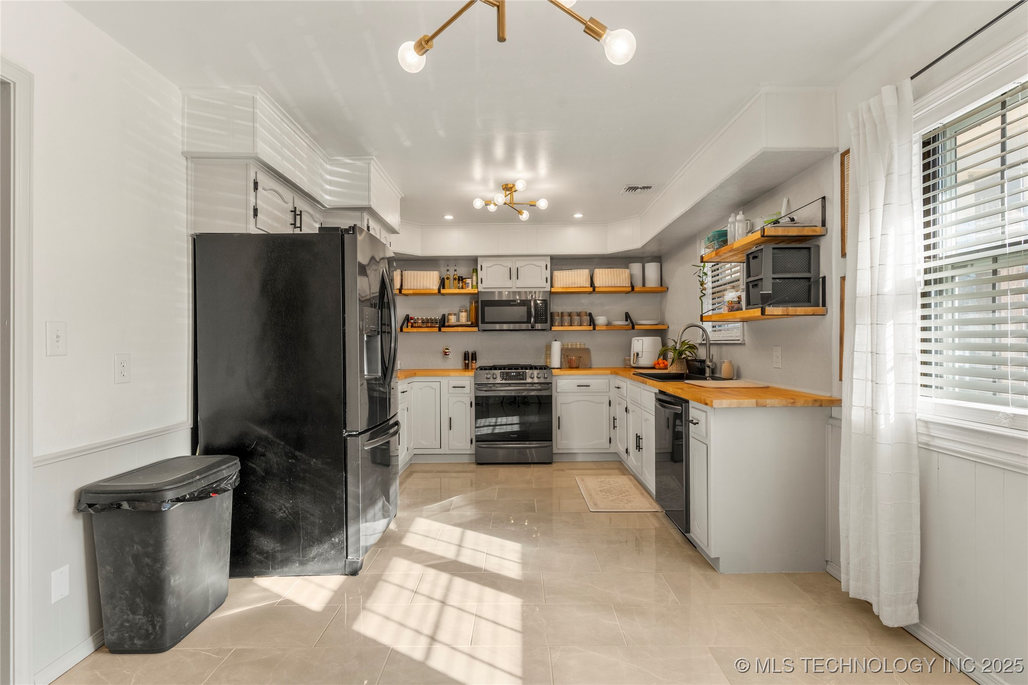 20202 S 4112 Road Property Photo 14