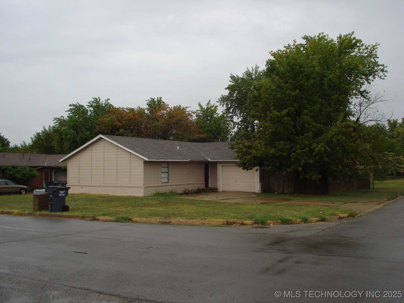 1271 S 143rd Street Property Photo 1