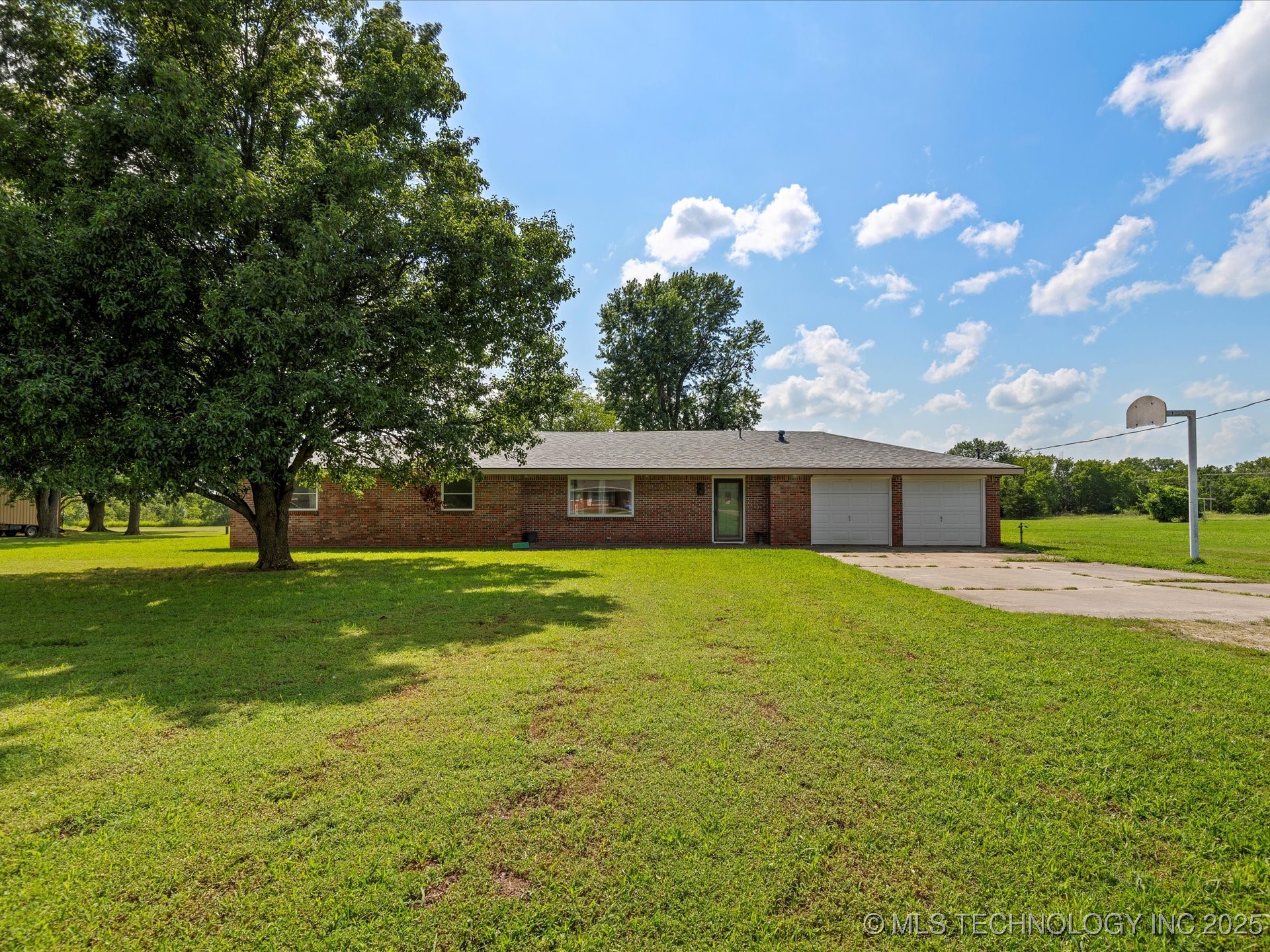 343 S Caney Street Property Photo 1