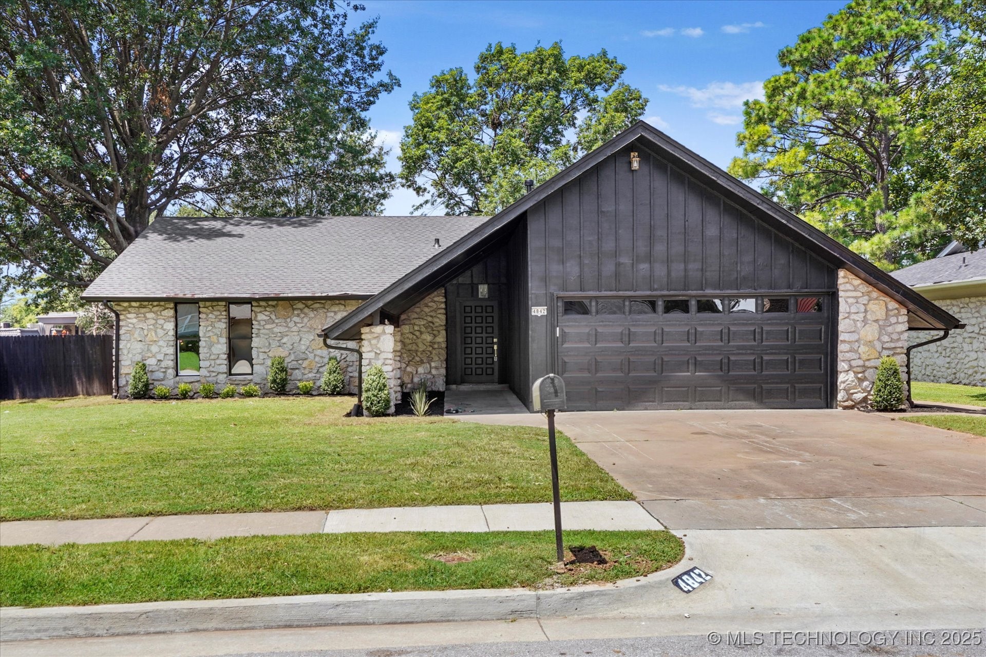 4842 S 67th East Avenue Property Photo 1
