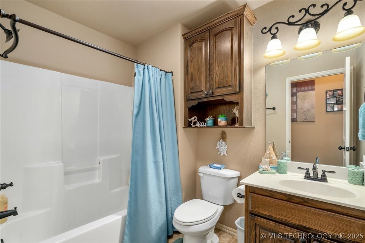 12974 N 124th East Place Property Photo 13