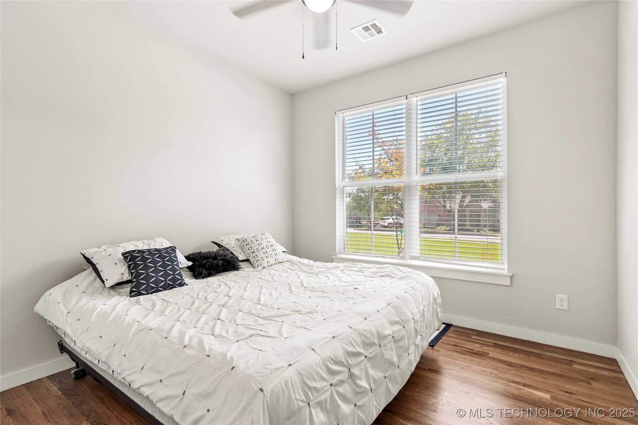 1702 Old North Place Property Photo 27