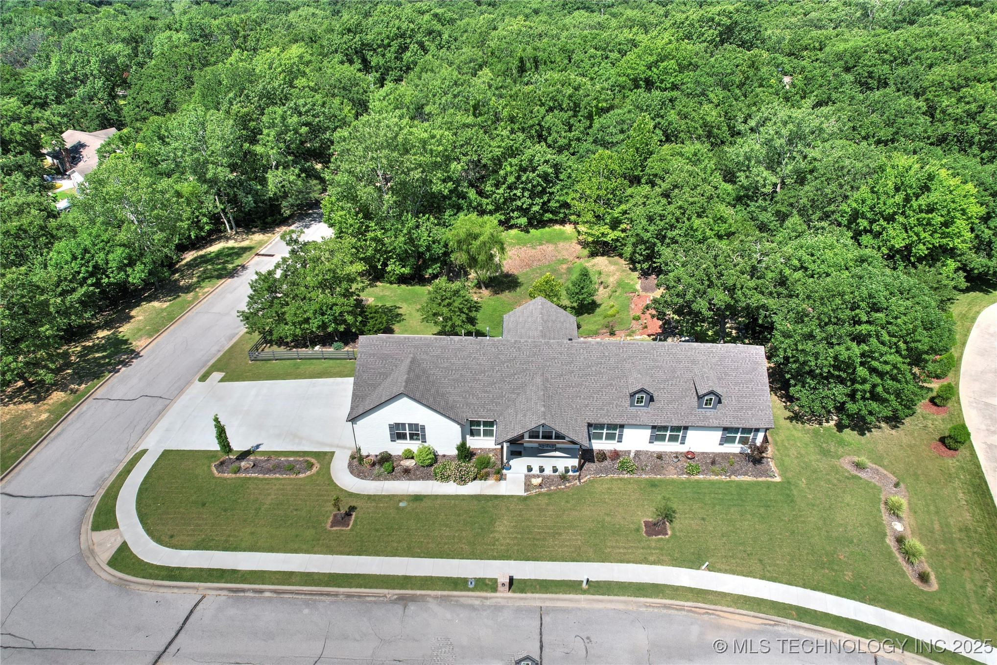 1702 Old North Place Property Photo 45