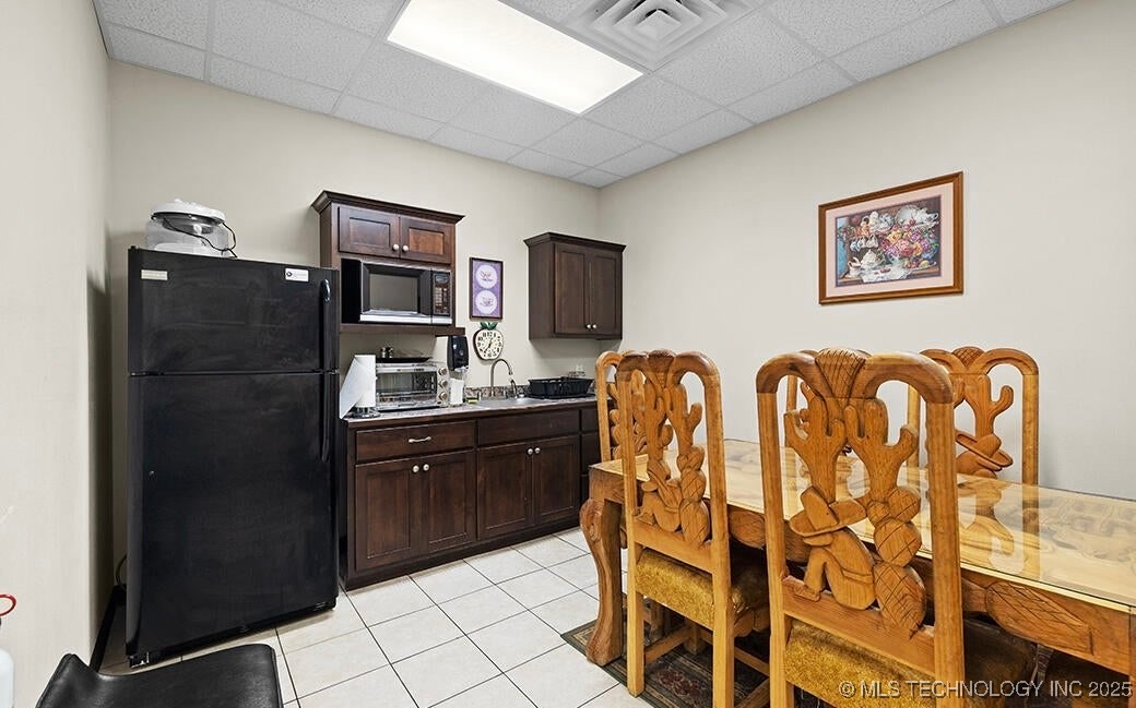 2702 Cunningham Avenue Property Photo 22