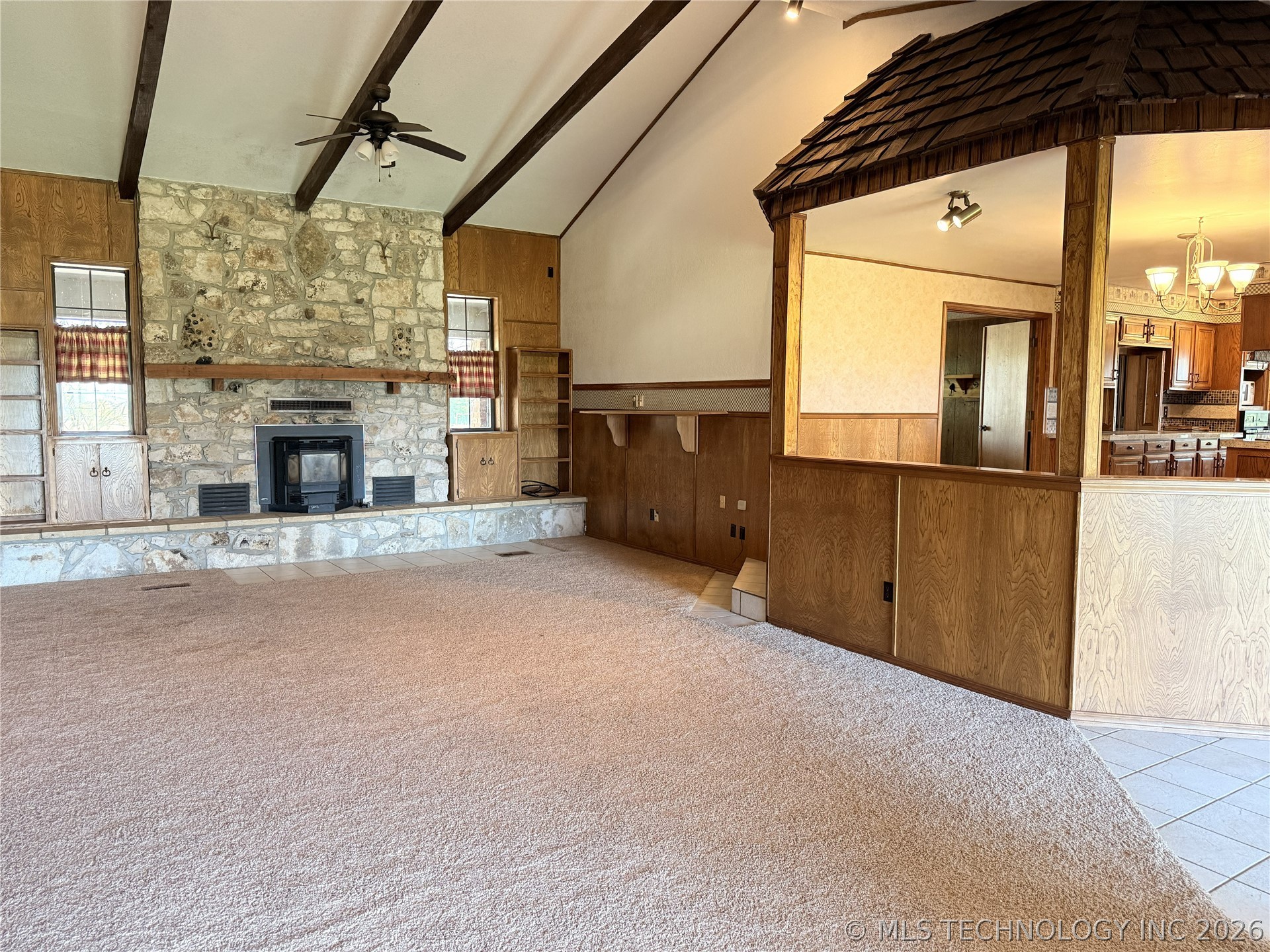 2343 E 2050 Property Photo 18
