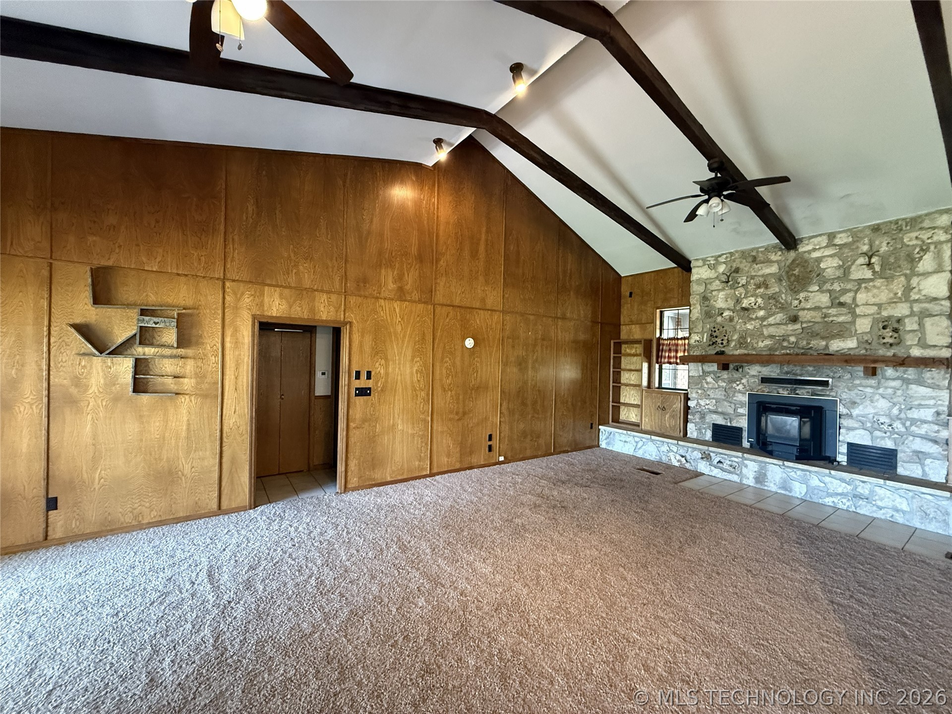 2343 E 2050 Property Photo 21