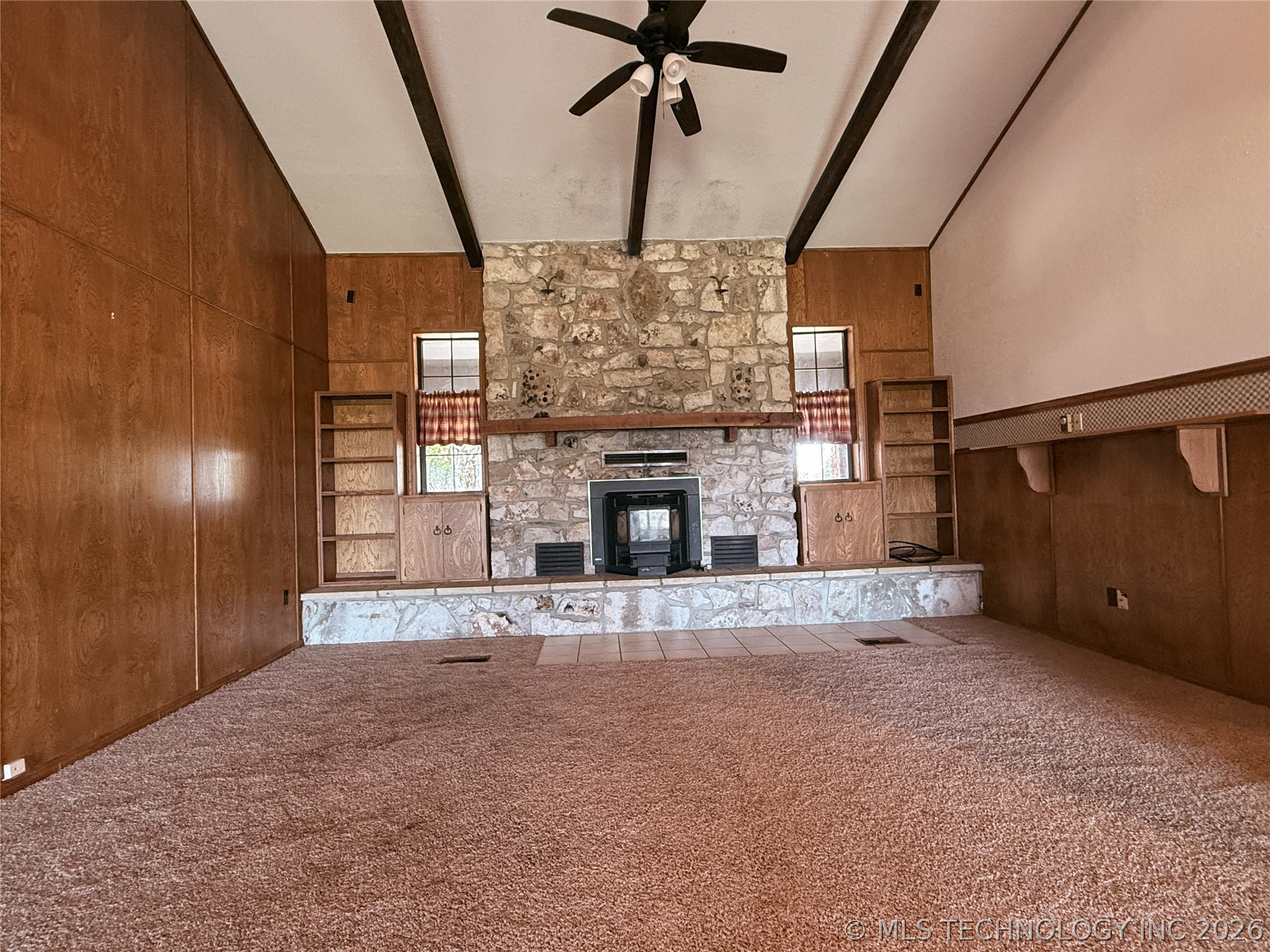 2343 E 2050 Property Photo 43