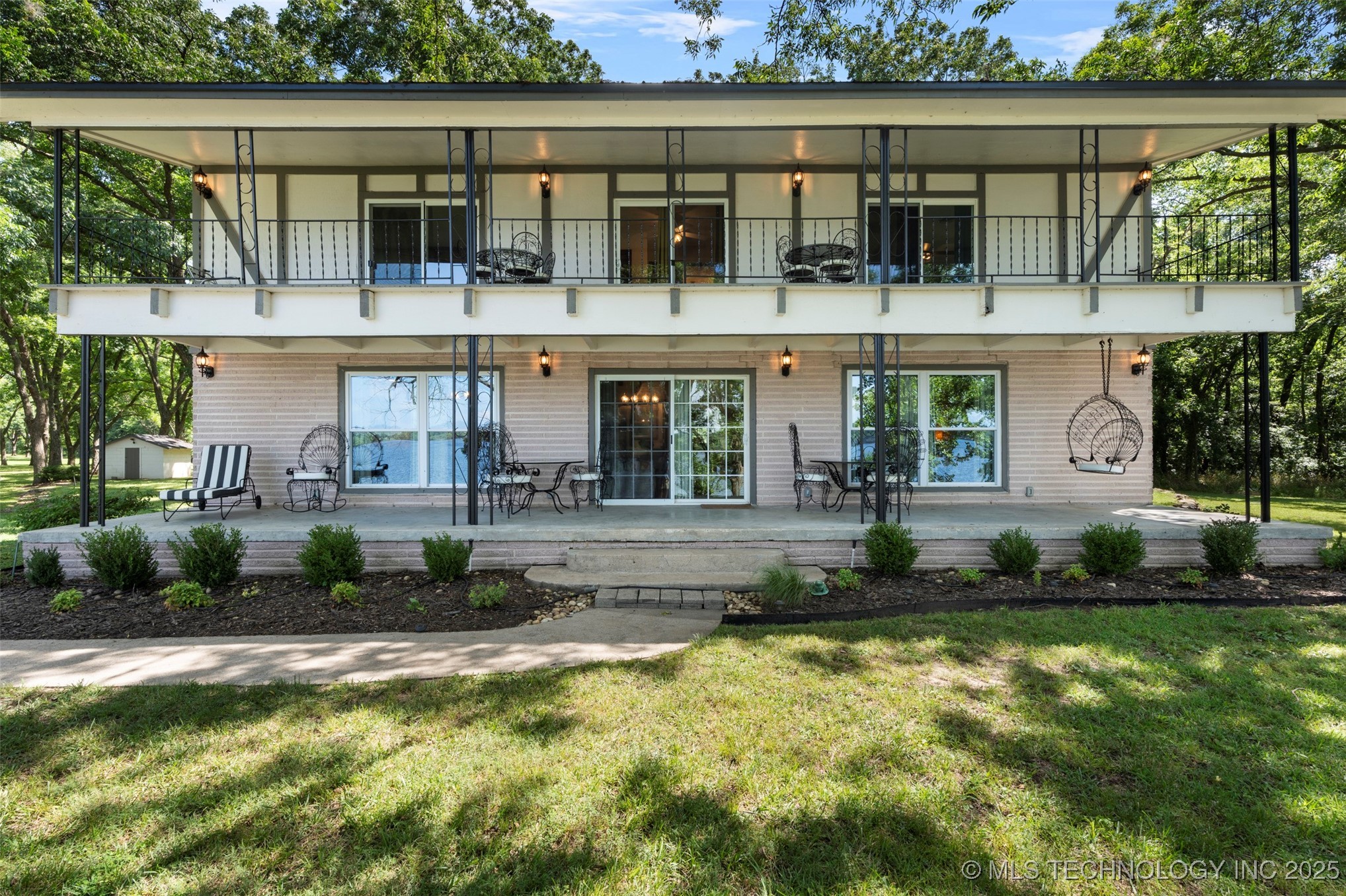 6106 E 420 Property Photo 1