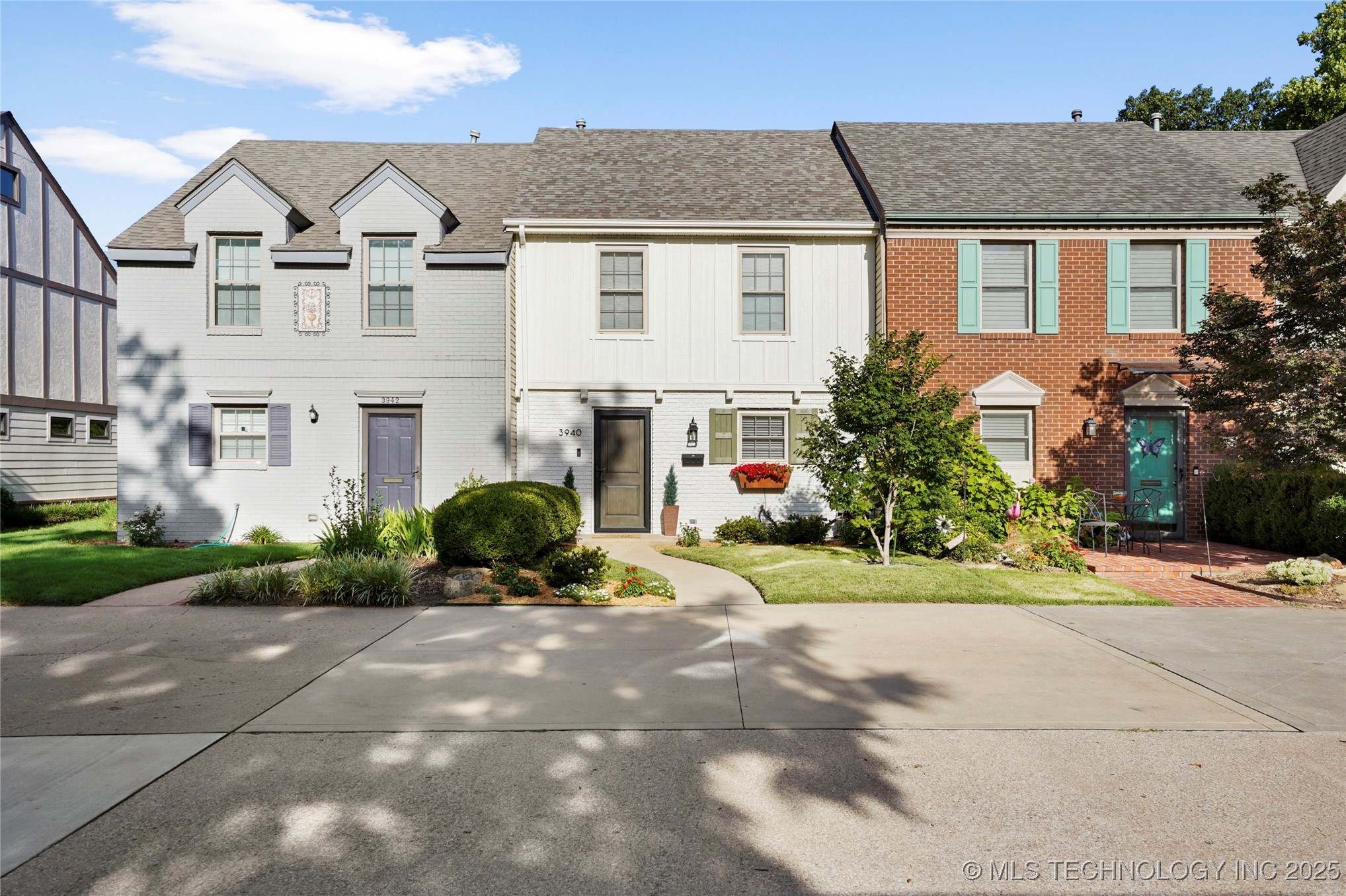 3940 S Madison Place Property Photo 1