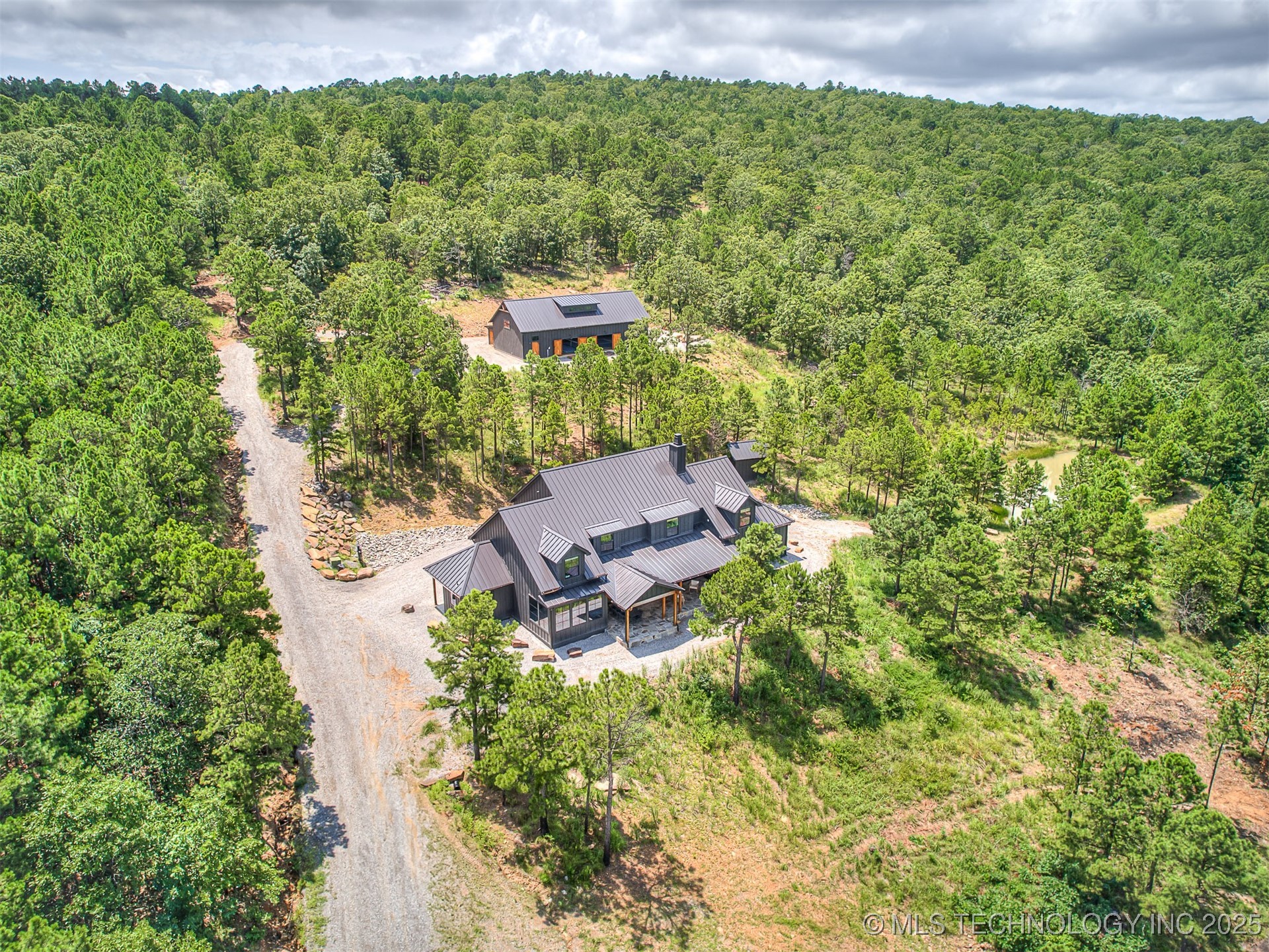 739 Williams Road Property Photo