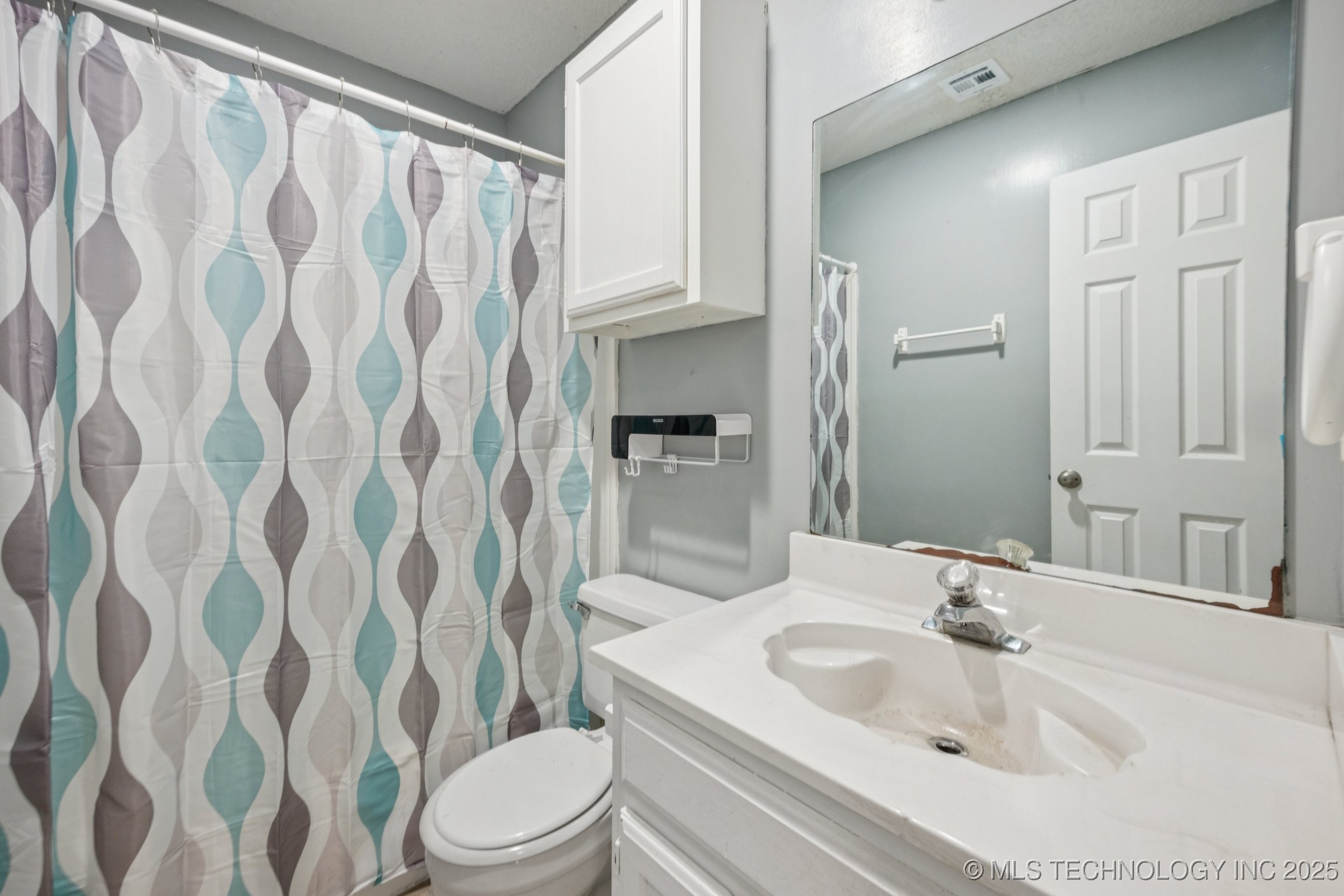 1512 S 138th East Avenue Property Photo 17