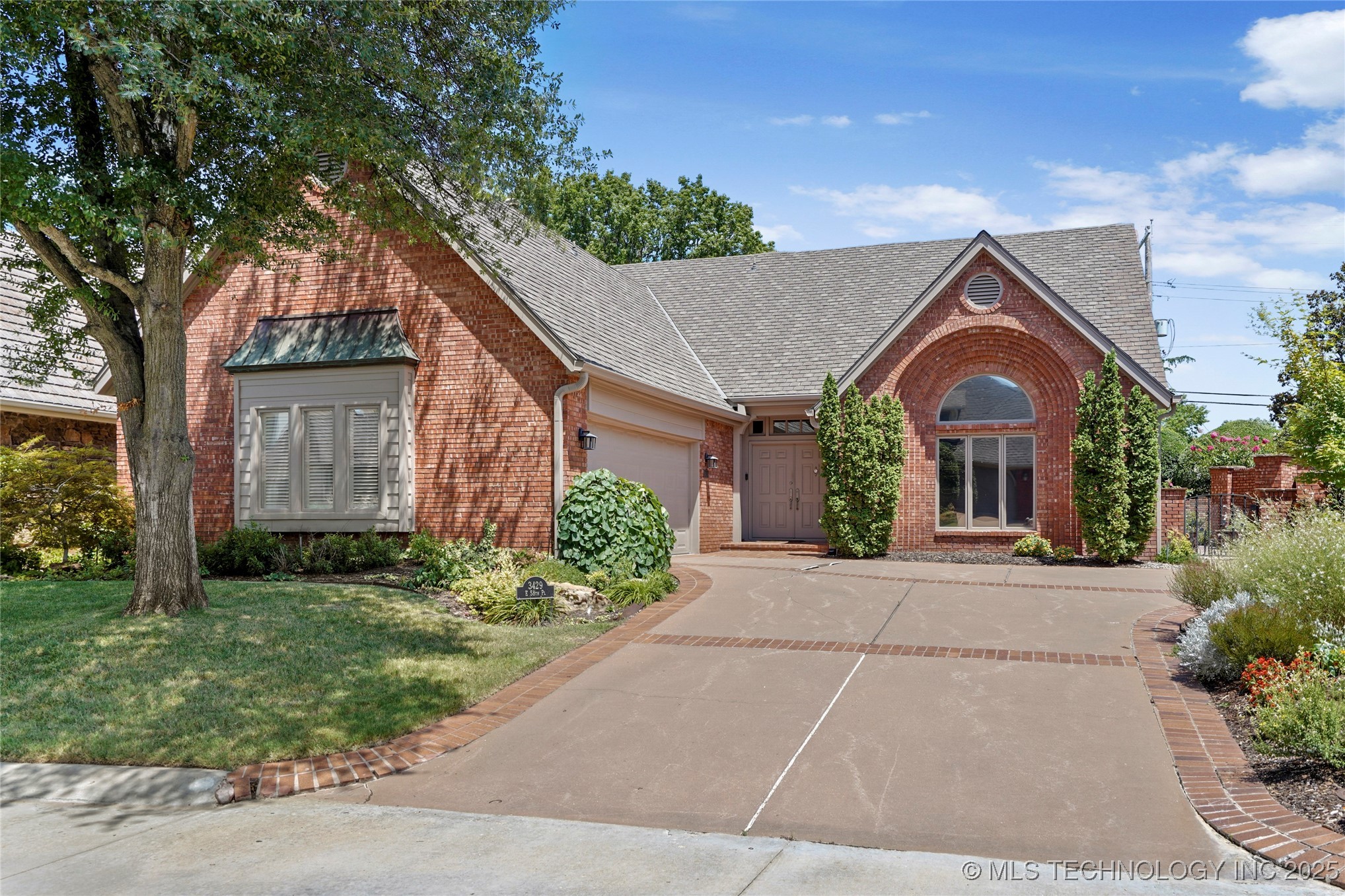 3429 E 58th Place Property Photo