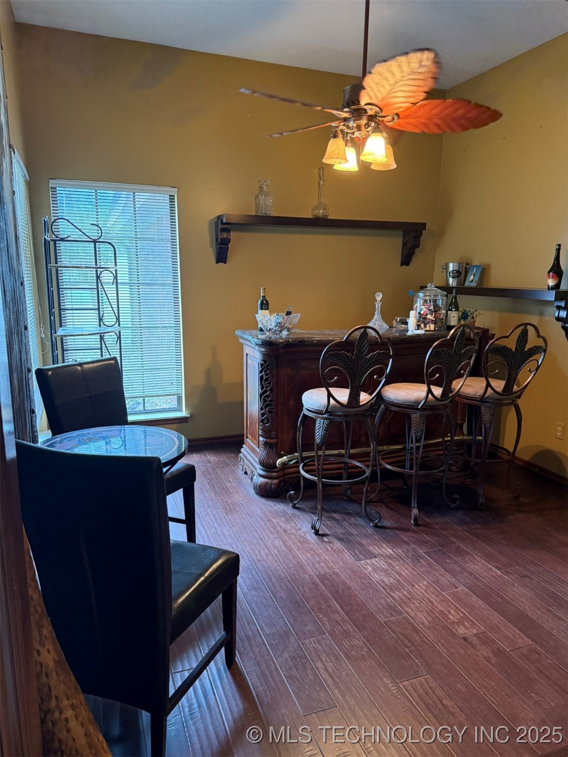 15517 Juniper Drive Property Photo 7