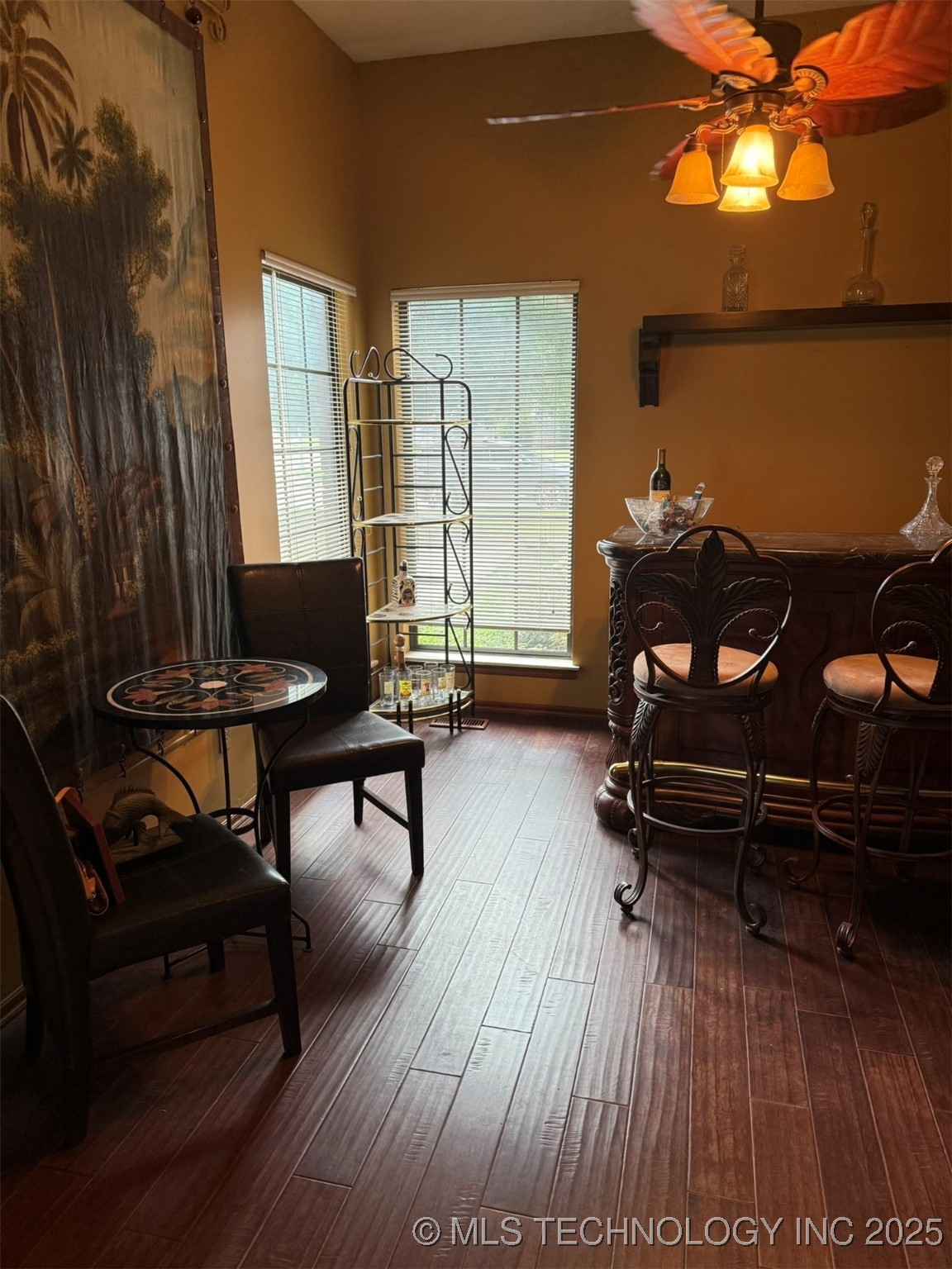 15517 Juniper Drive Property Photo 8