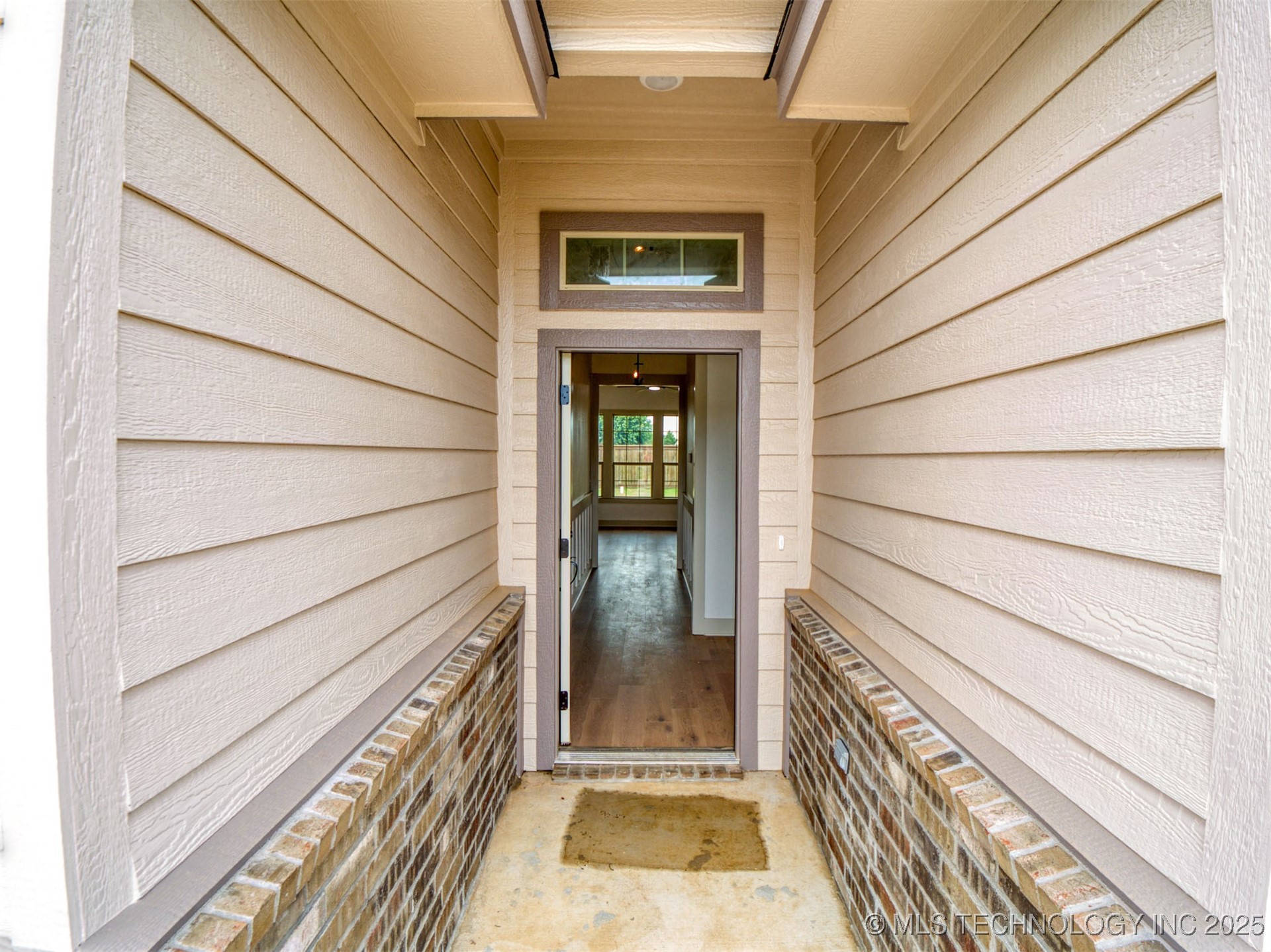 1193 Wild Indigo Circle Property Photo 4