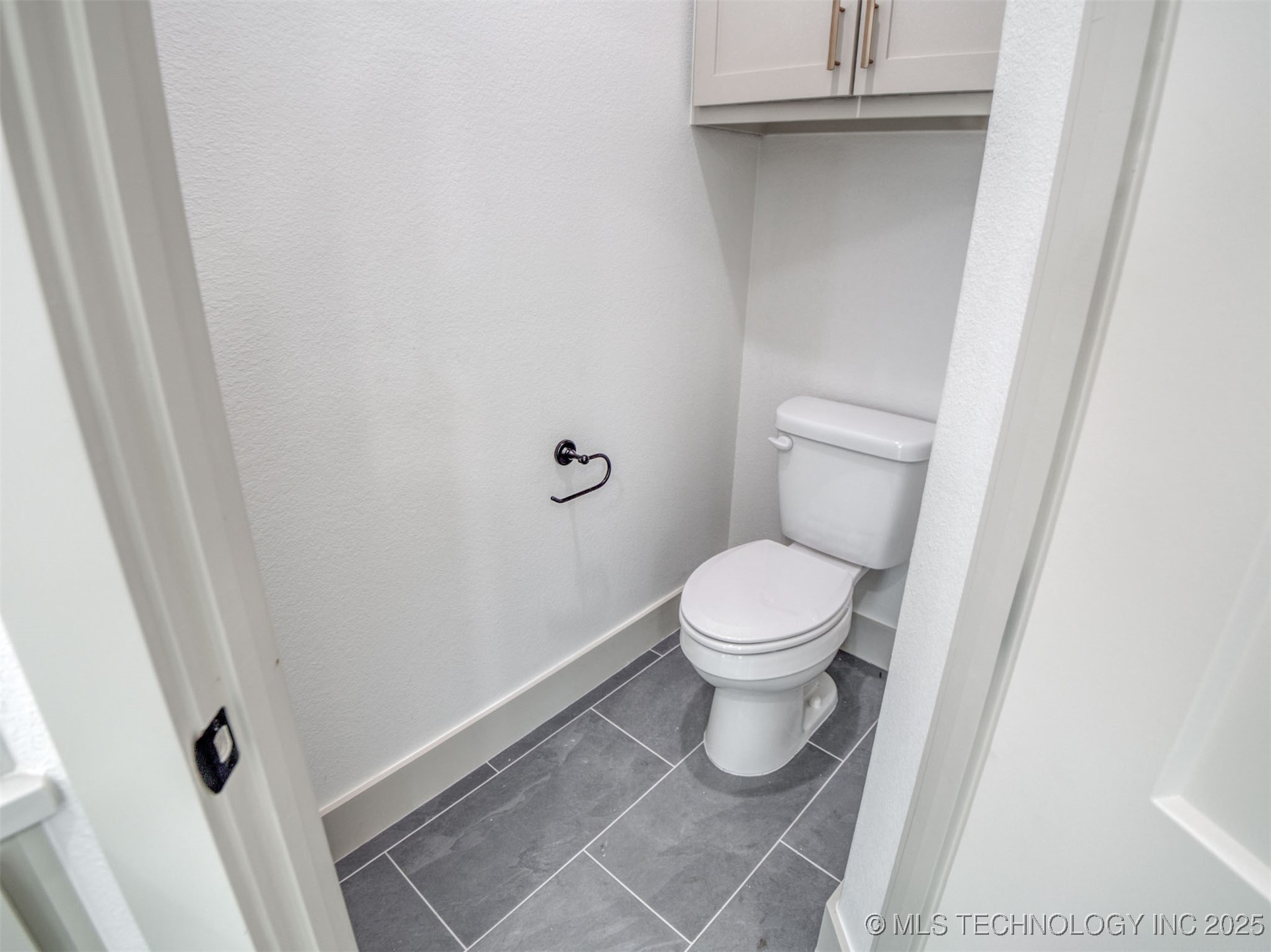 1193 Wild Indigo Circle Property Photo 19