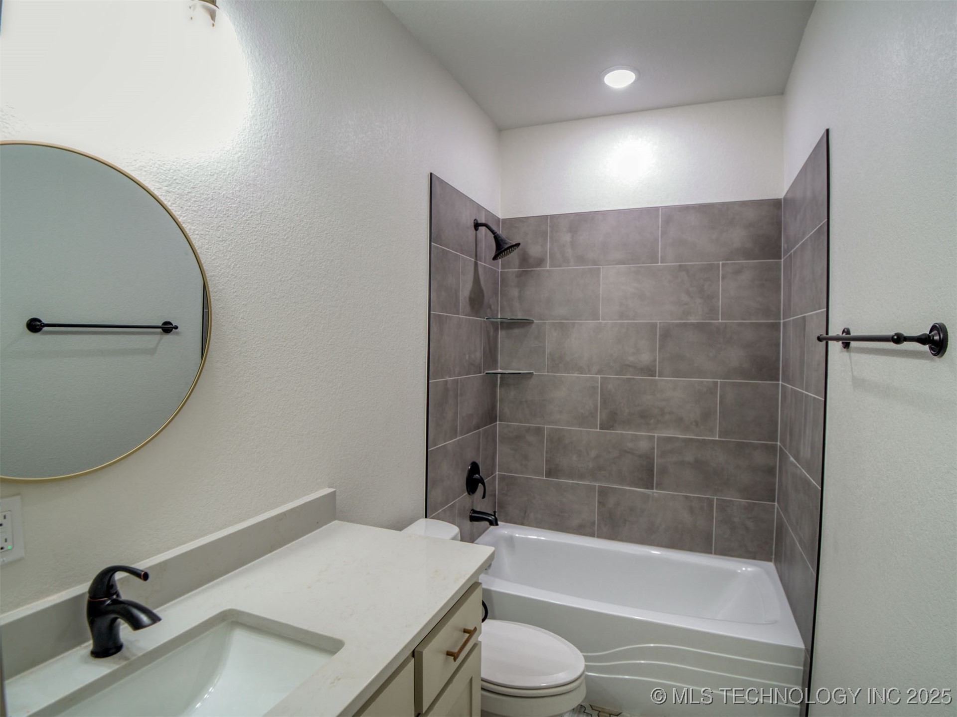 1193 Wild Indigo Circle Property Photo 24