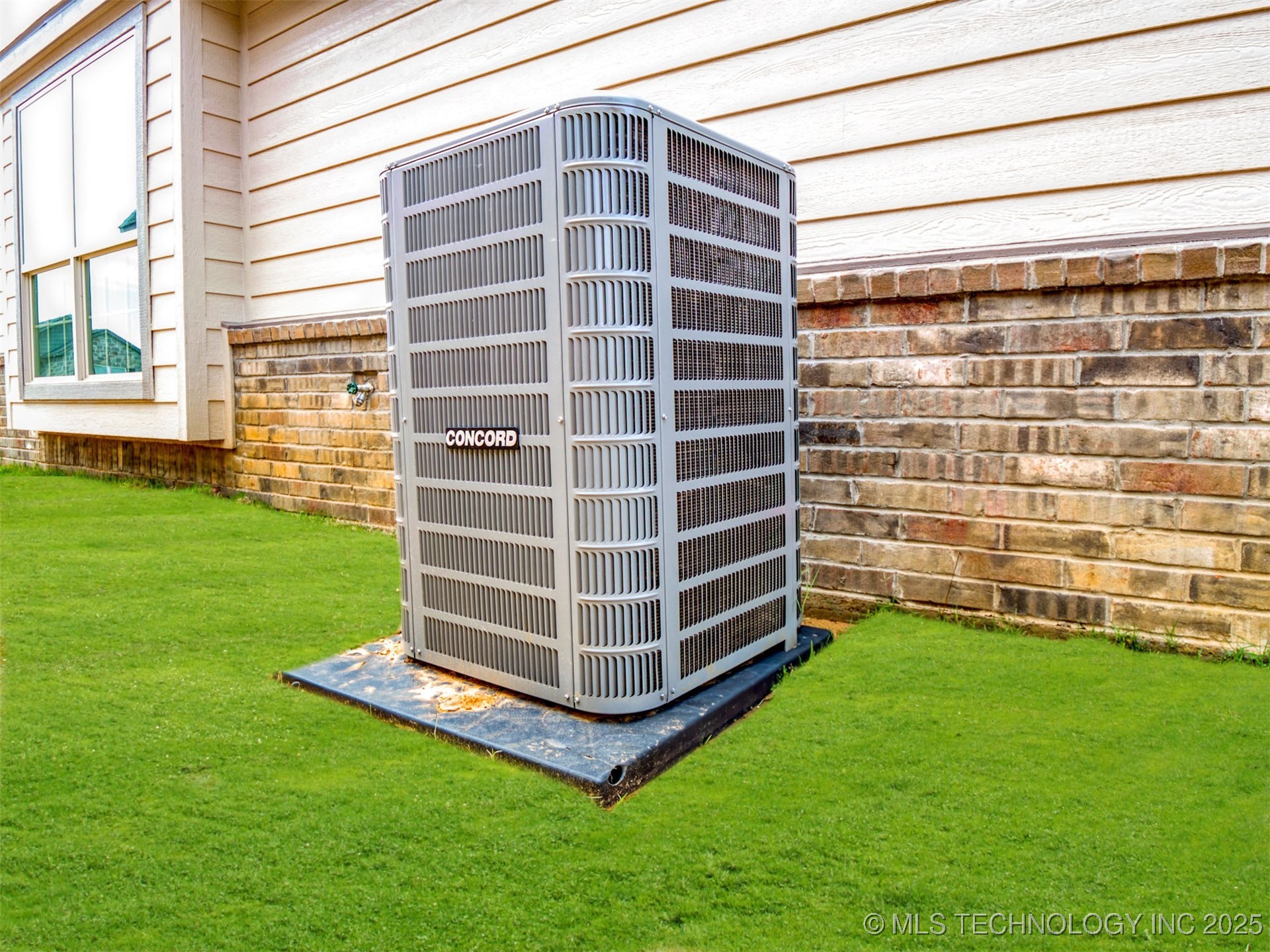 1193 Wild Indigo Circle Property Photo 35